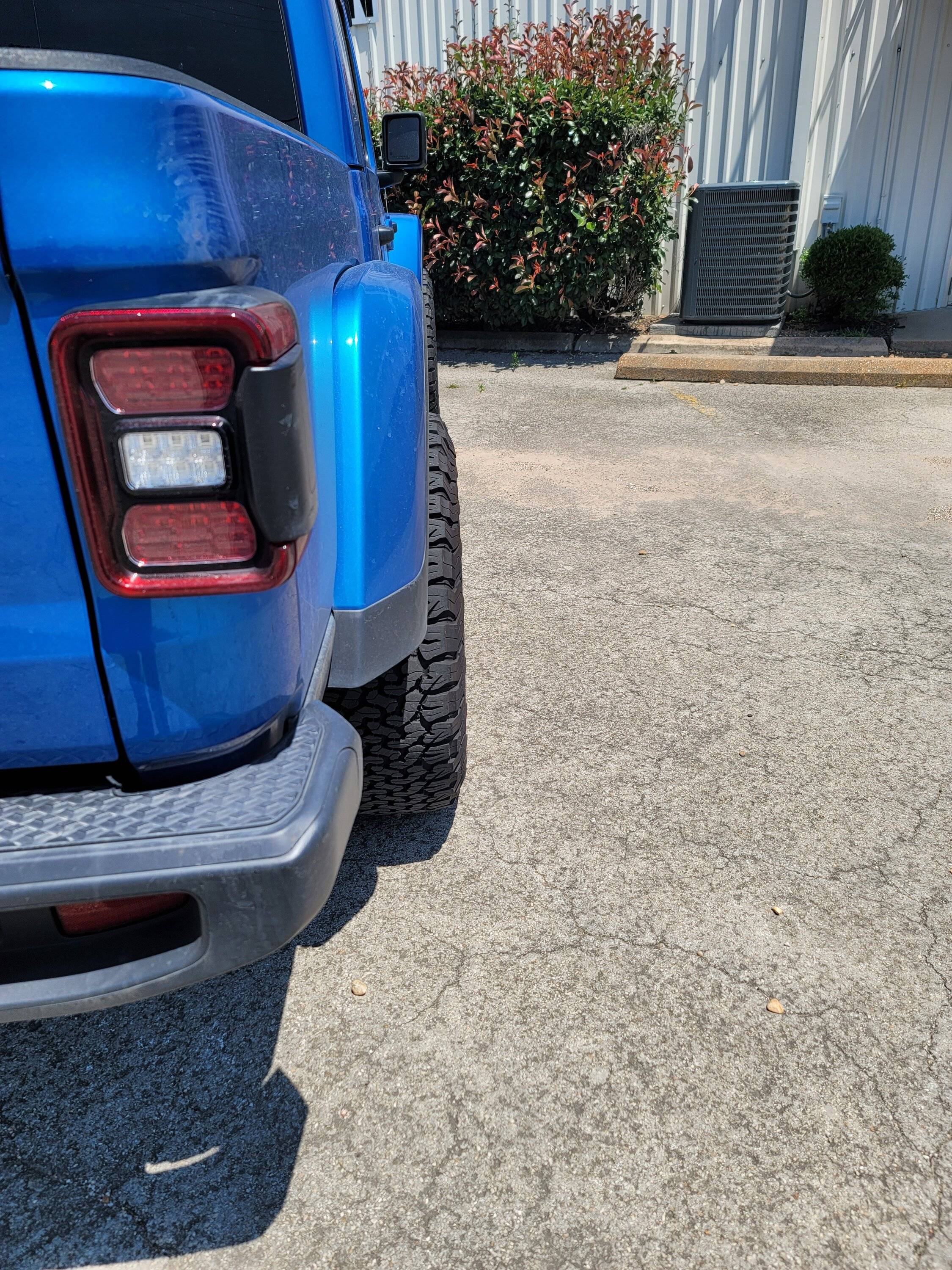 Jeep Gladiator Wheel offset to get optimal tire poke? 20230503_123755