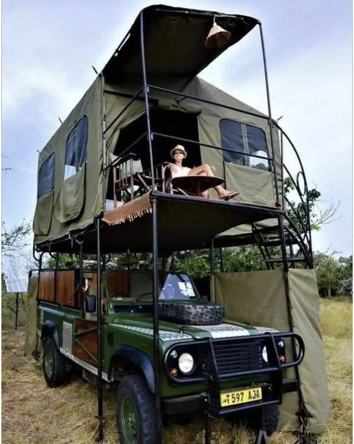 Jeep Gladiator Does anyone use this setup, " Rightline Gear 4x4 Gladiator Truck Tent Truck Tent with Airbedz Mattress" 7D086C02-74CF-446E-A99C-6513030D4C0B