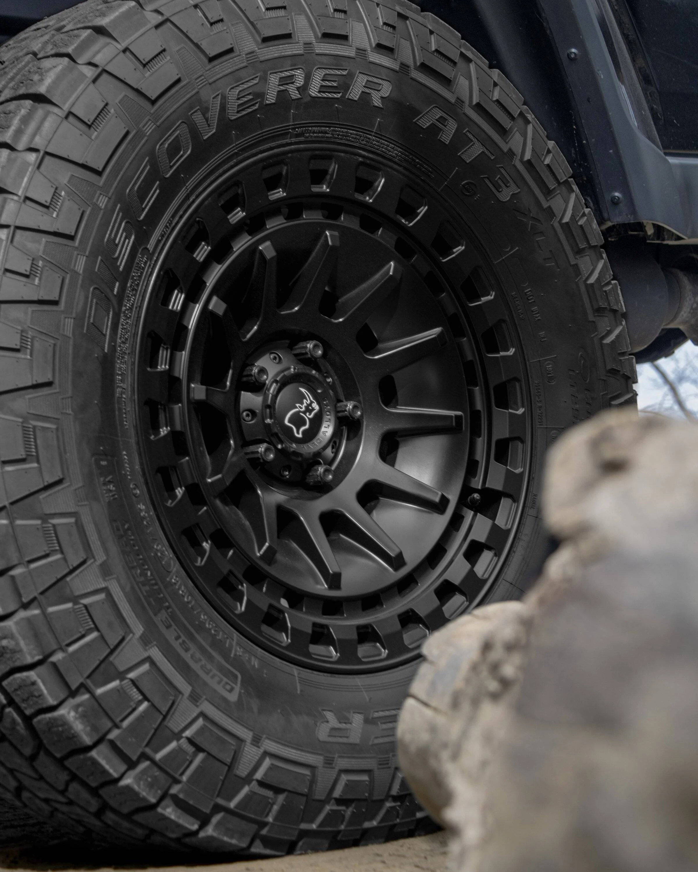 Jeep Gladiator 35" Wheel & Tire Combos - Let's see 'em! IMG_8025