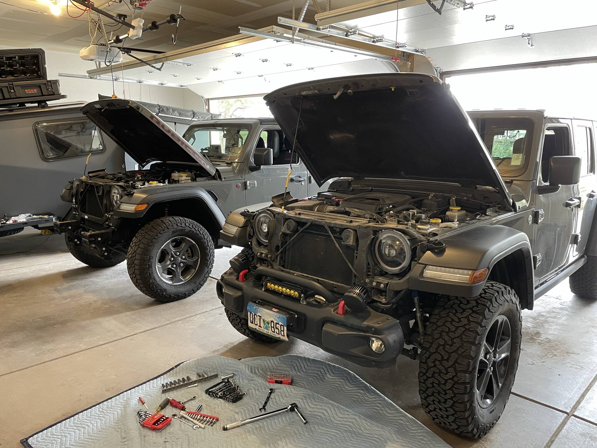 Jeep Gladiator STING GRAY Gladiator JT Club IMG_3610