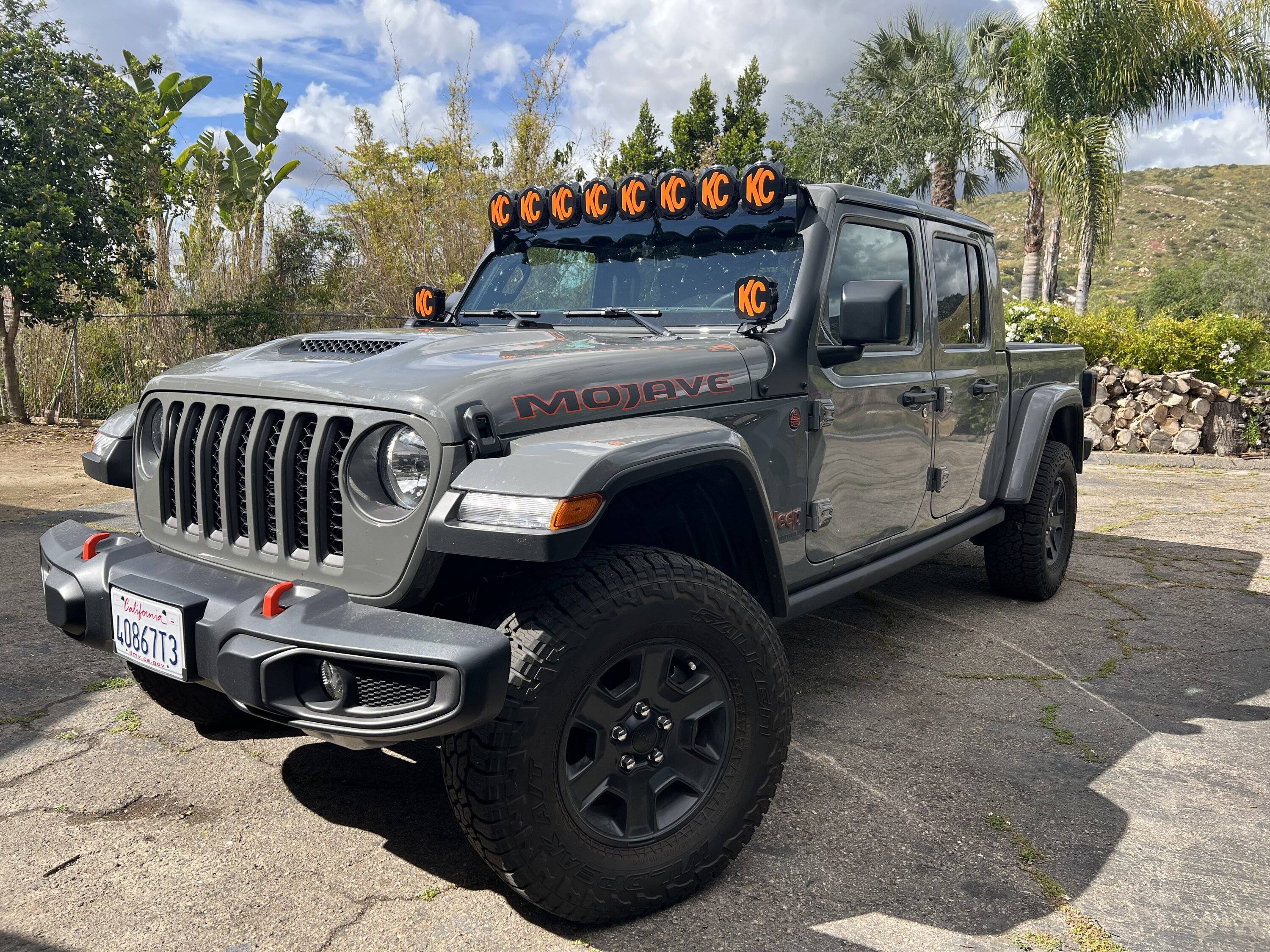 Jeep Gladiator Mojave orange mods IMG_7289