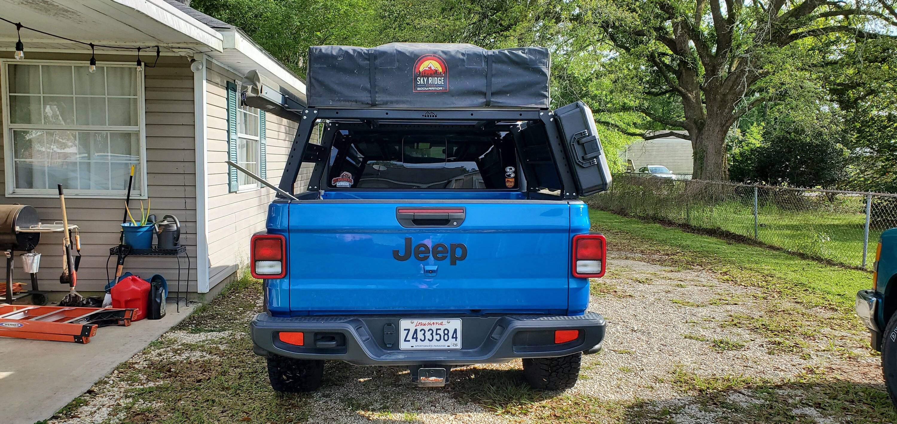 Jeep Gladiator Chris's Sport S Max Tow - Boring Daily 'Build' 20230416_165612
