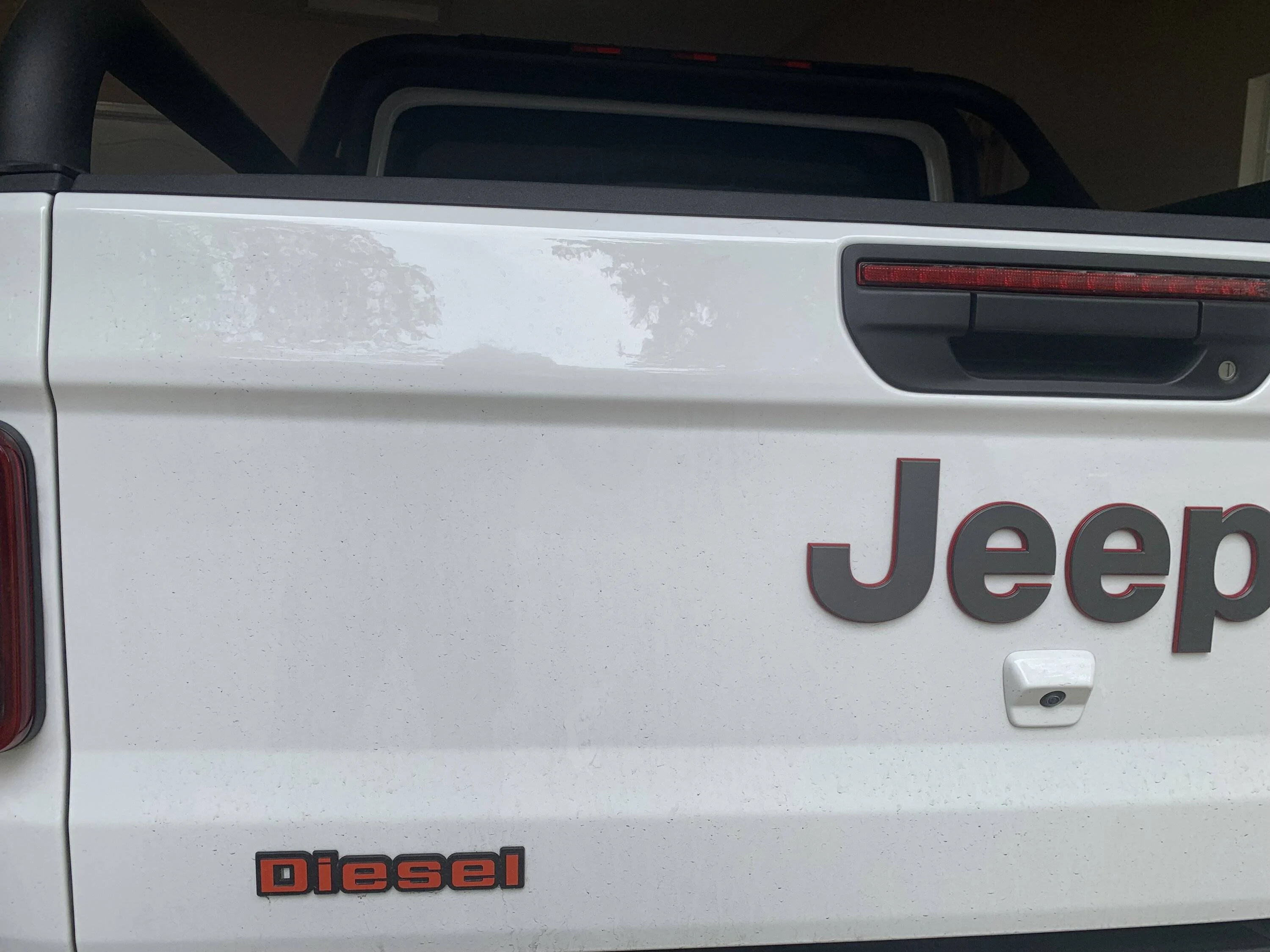 Jeep Gladiator EcoDiesel badge 1683306840862