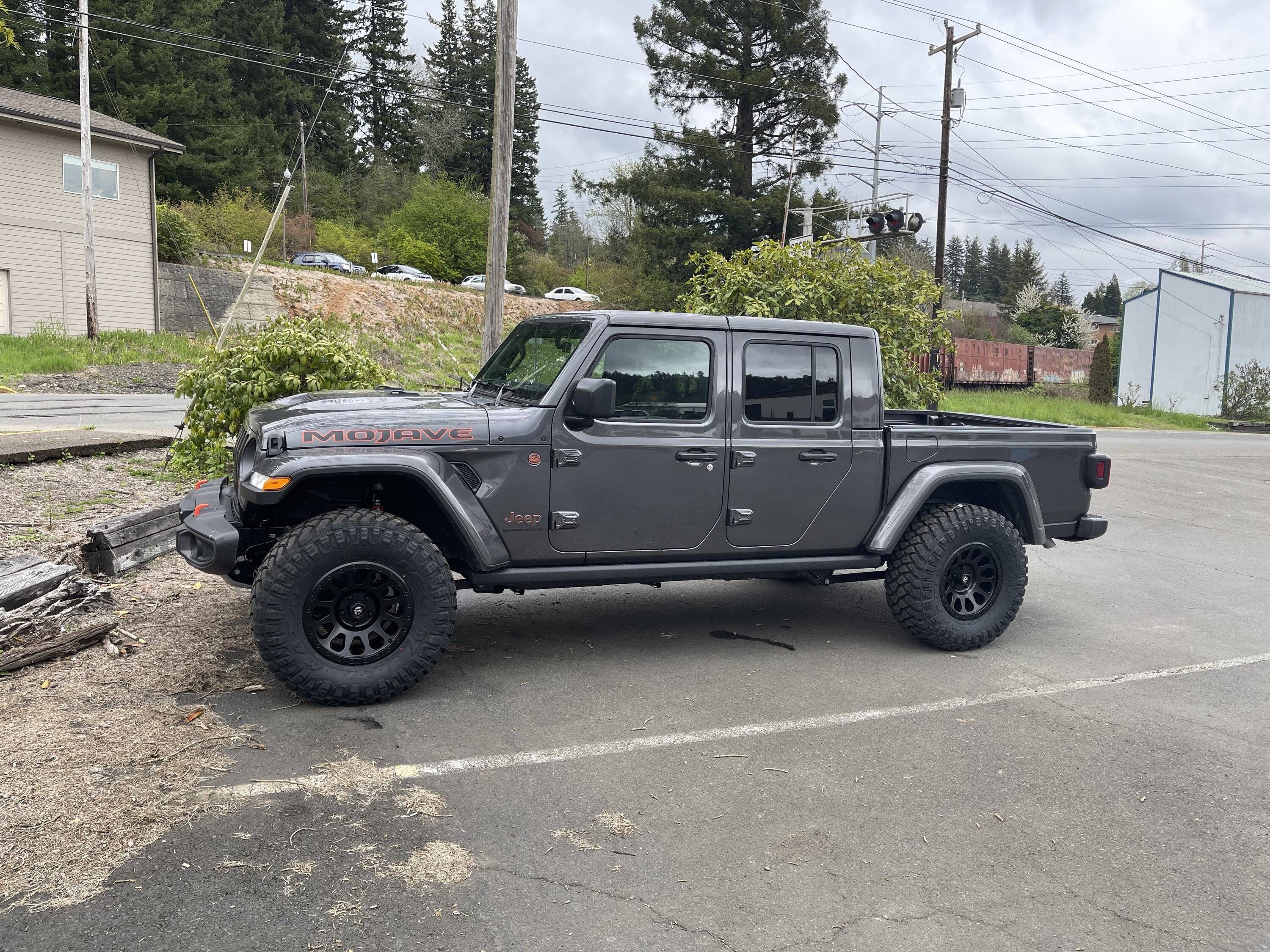 Jeep Gladiator ***Official Mojave Thread*** Lets talk Mojaves 6DF6776F-23B5-4FEF-8941-D2D9DA5153A9