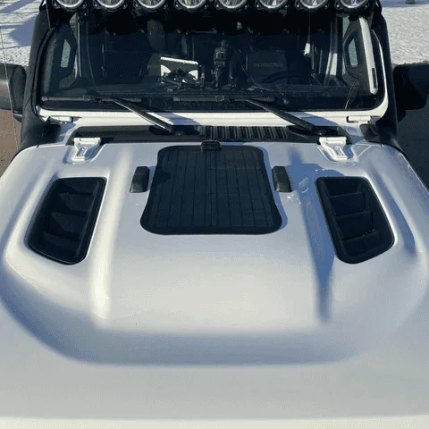 Jeep Gladiator If you could pick the hood, standard Sport style, Rubicon or Mojave? 1683360203646