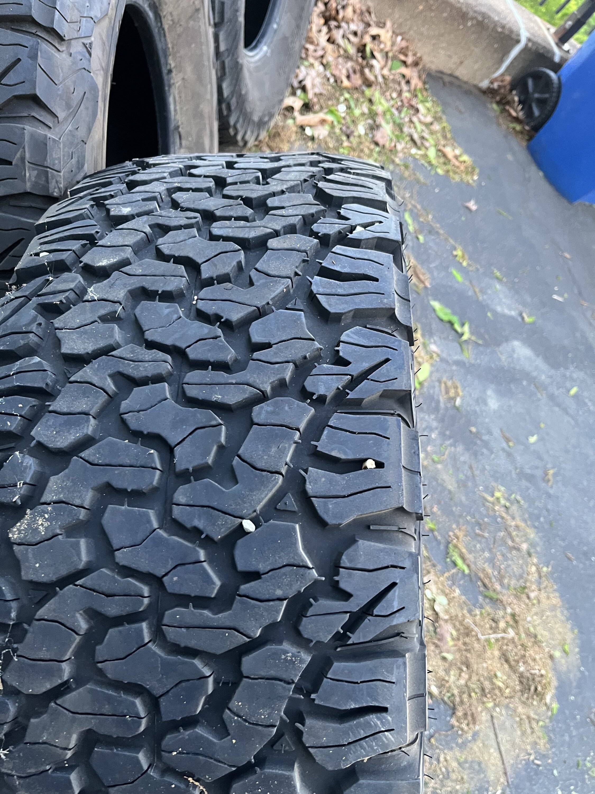 Jeep Gladiator Five 315/70/r17 KO2s IMG_1612