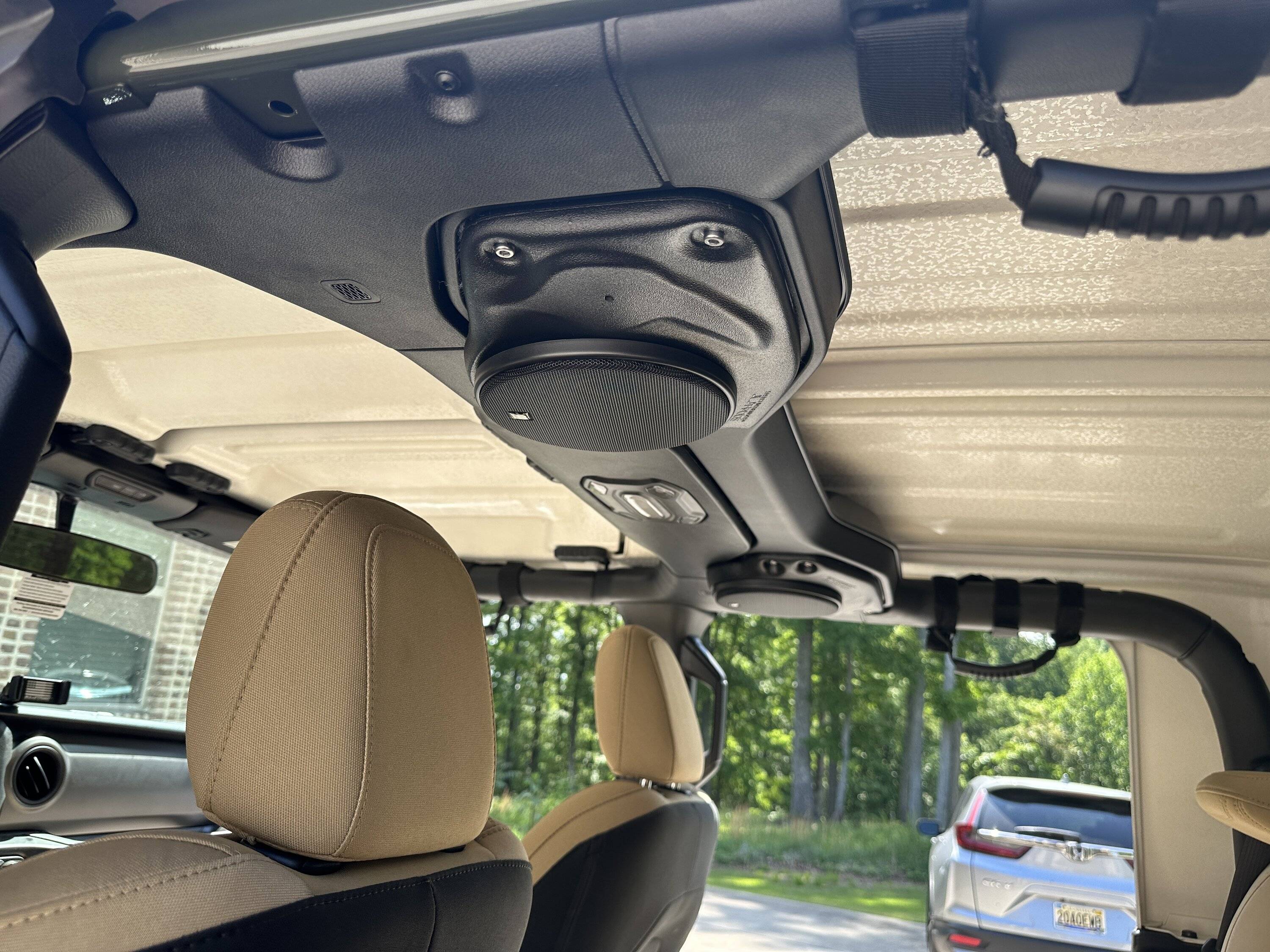 Jeep Gladiator Textured black hard top IMG_0071