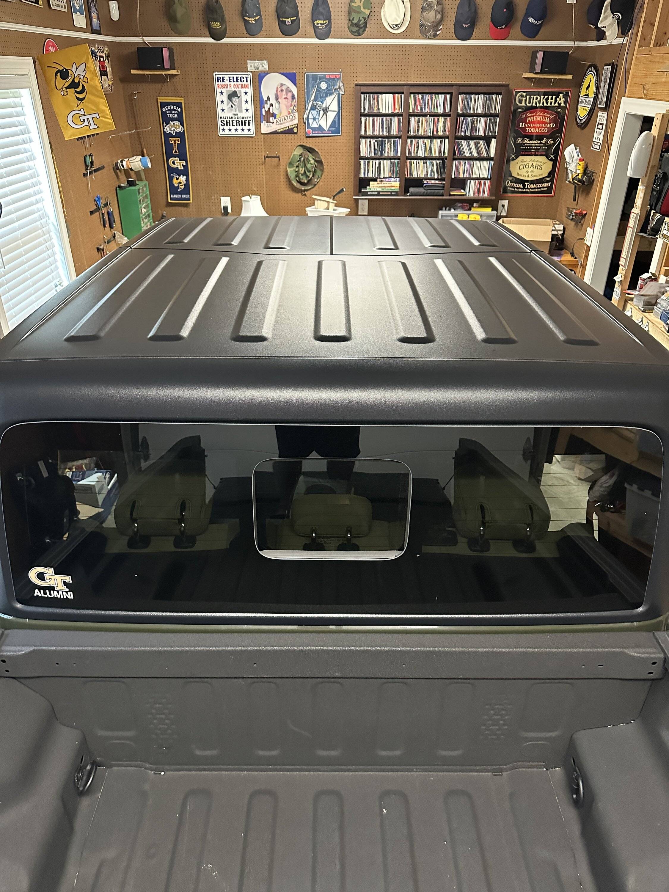Jeep Gladiator Textured black hard top IMG_0075