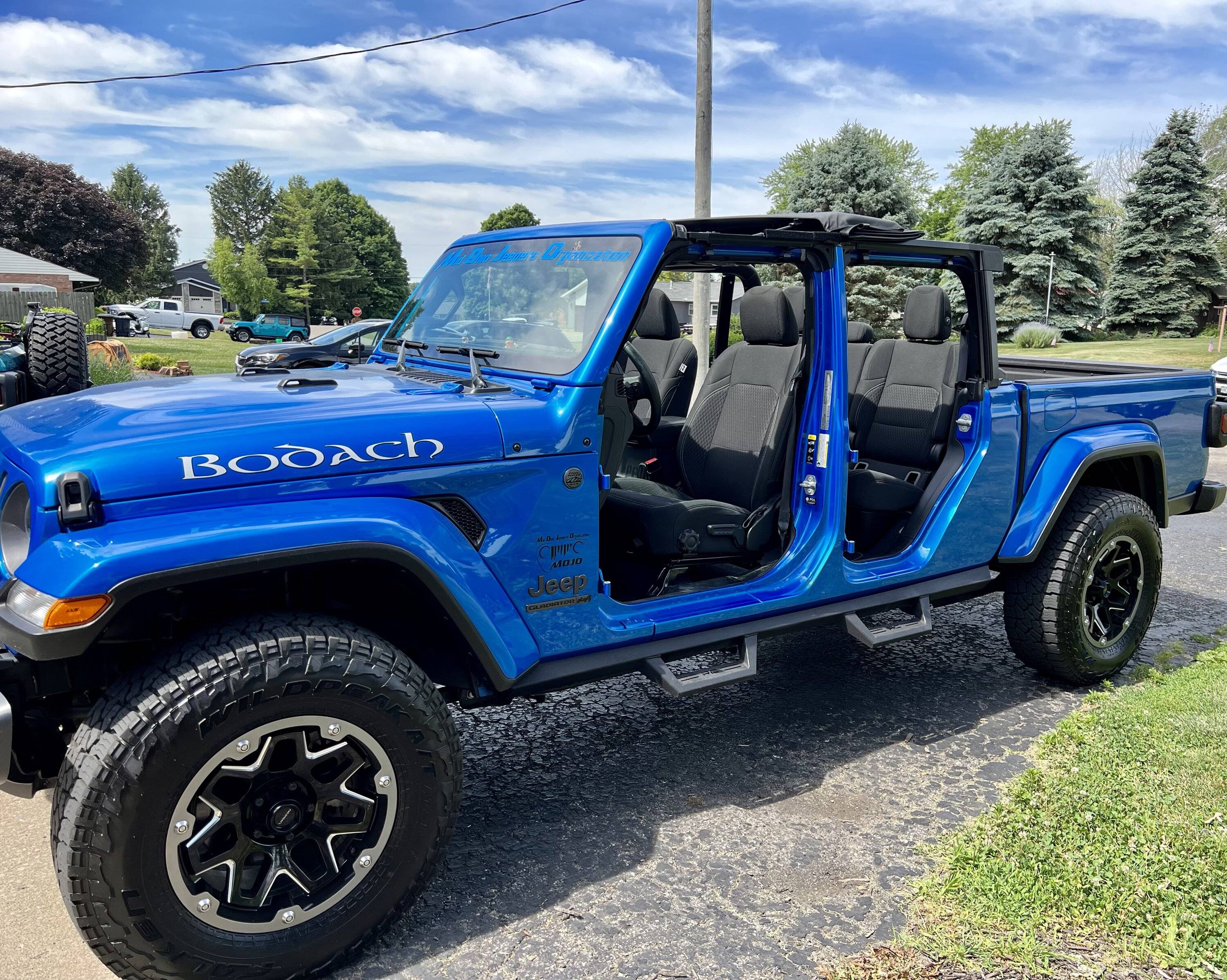 Jeep Gladiator Should I lift the Gladiator or not? 7BA79149-FF54-4029-AE82-E35745162A0D
