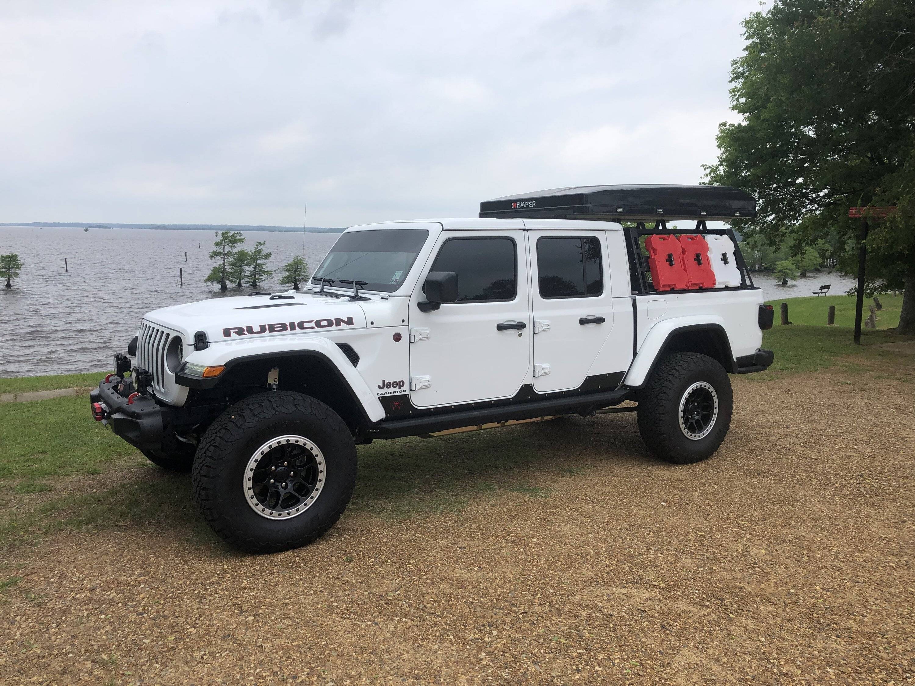 Jeep Gladiator Bed Rack Suggestion D47D0DFE-79A9-4702-920A-6E3593C4F484