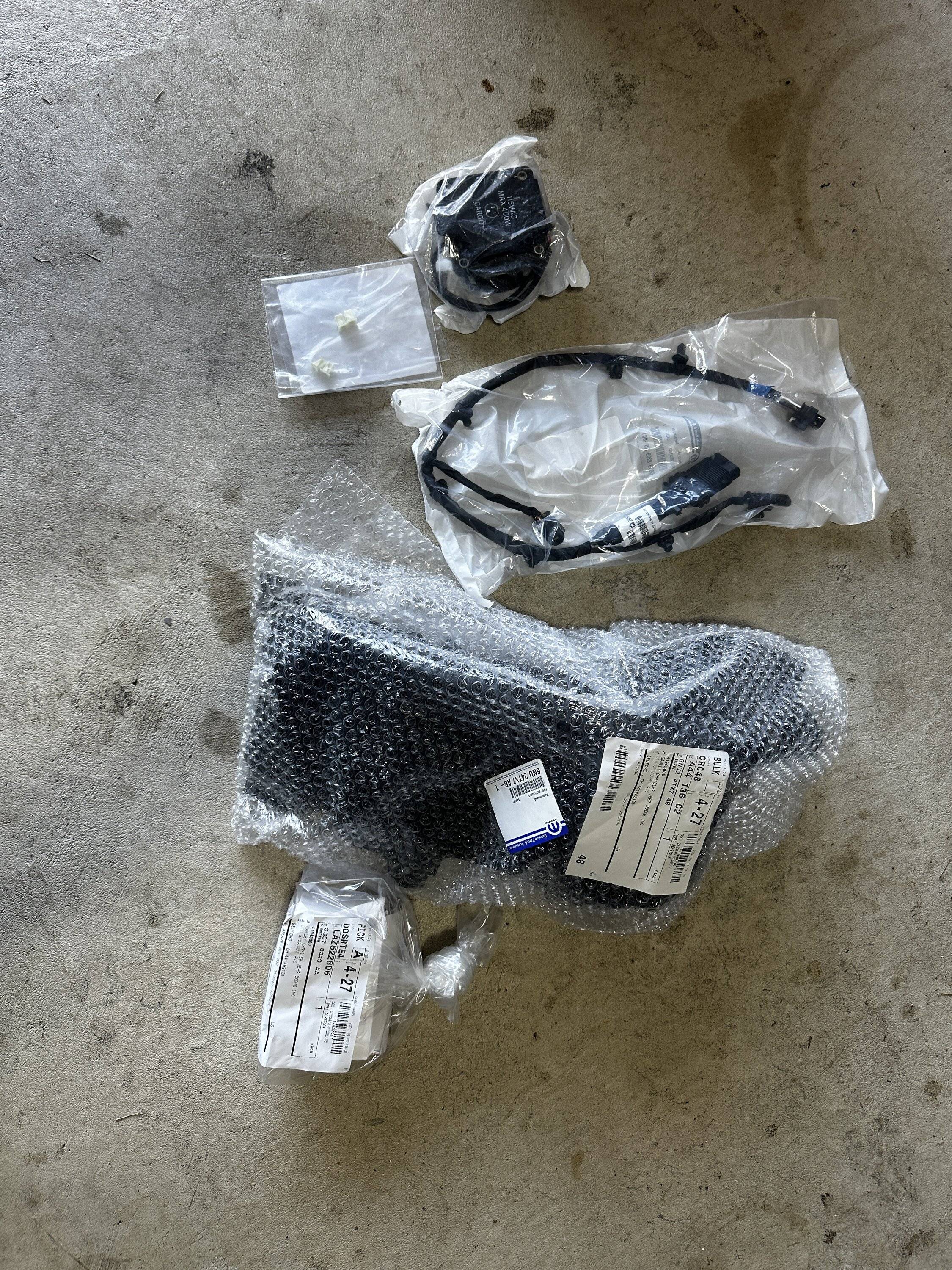 Jeep Gladiator 115 Volt Kit for JT for Sale (brand new) $175.00 + shipping o.b.o. IMG-7817.JPG
