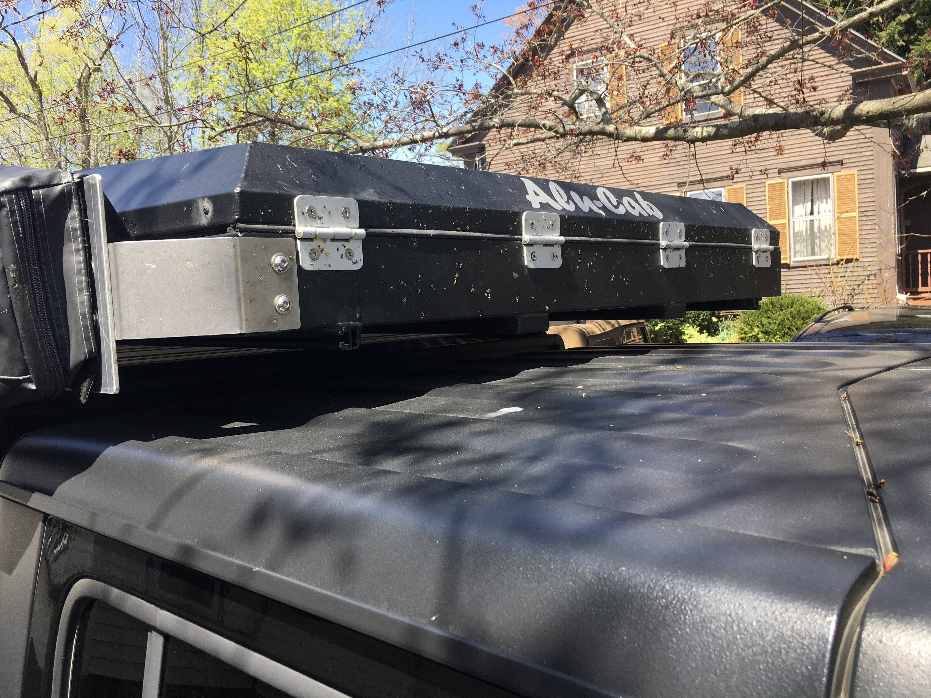 Jeep Gladiator Hardtop gutter mount crossbars IMG_5312