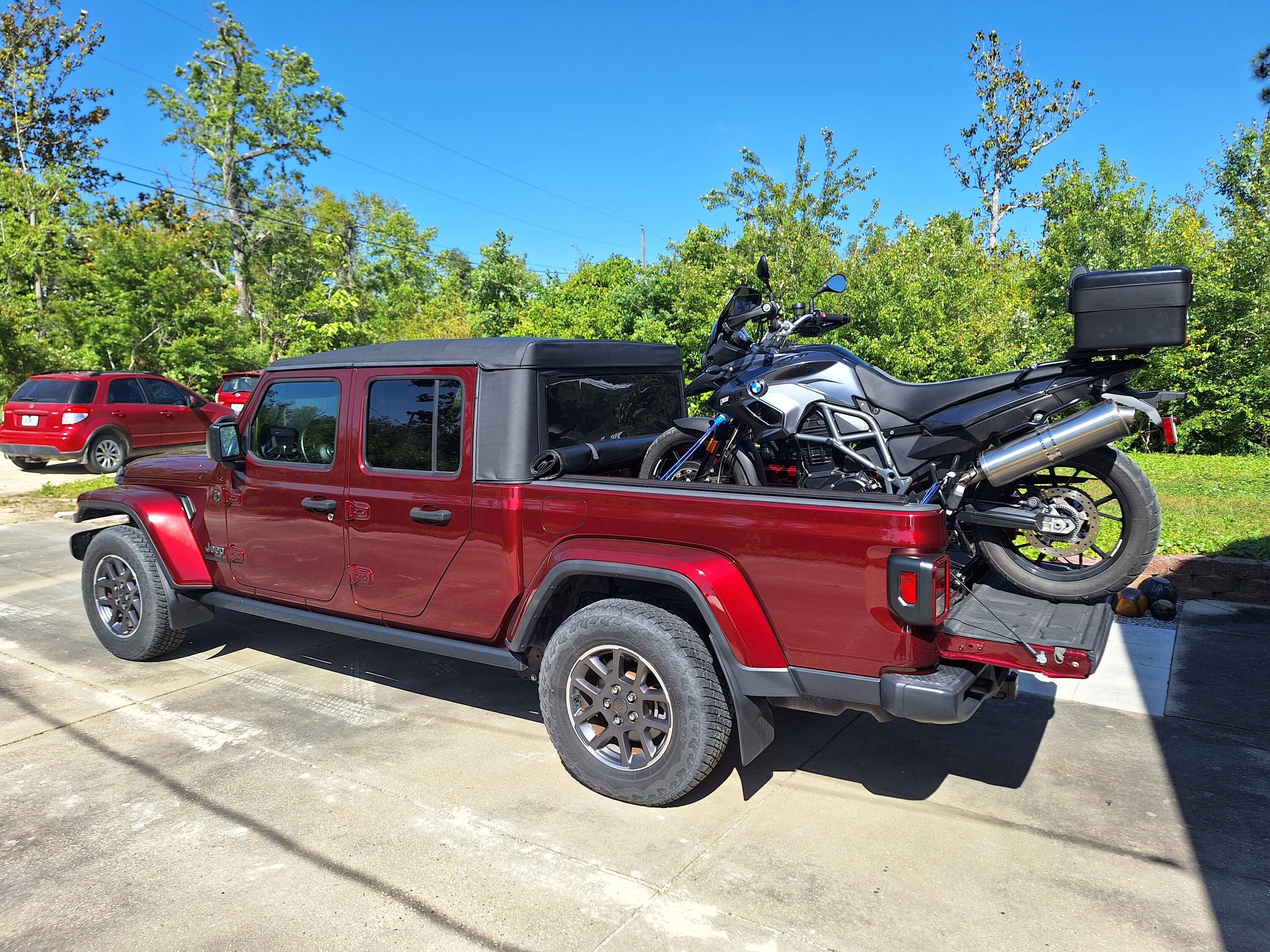 Jeep Gladiator The Philistine thread - non-lifted Gladiators and not likely to be, either 20230503_154401