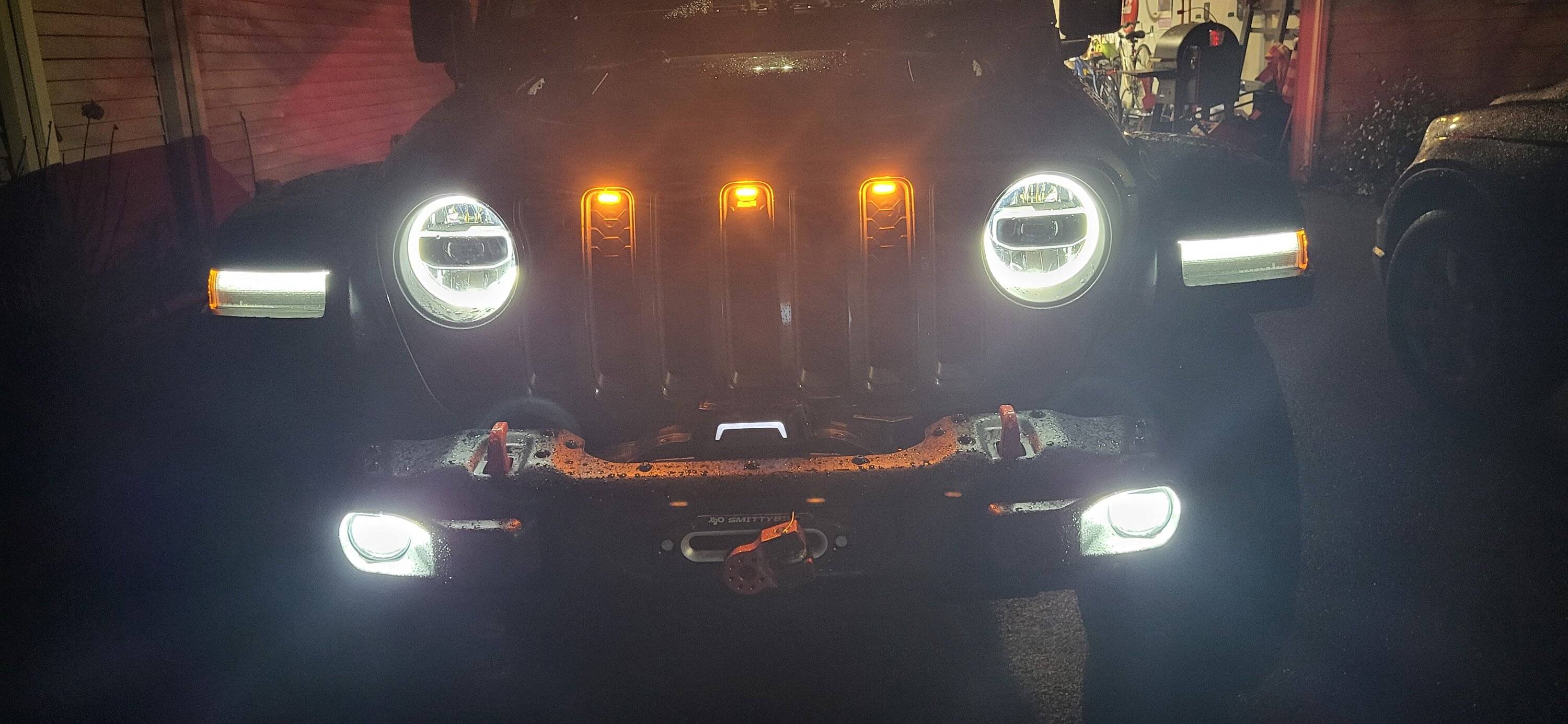 Jeep Gladiator ORACLE LIGHTING UNIVERSAL PRE-RUNNER STYLE LED GRILL LIGHT KIT (NEW STYLE) 20230227_191549