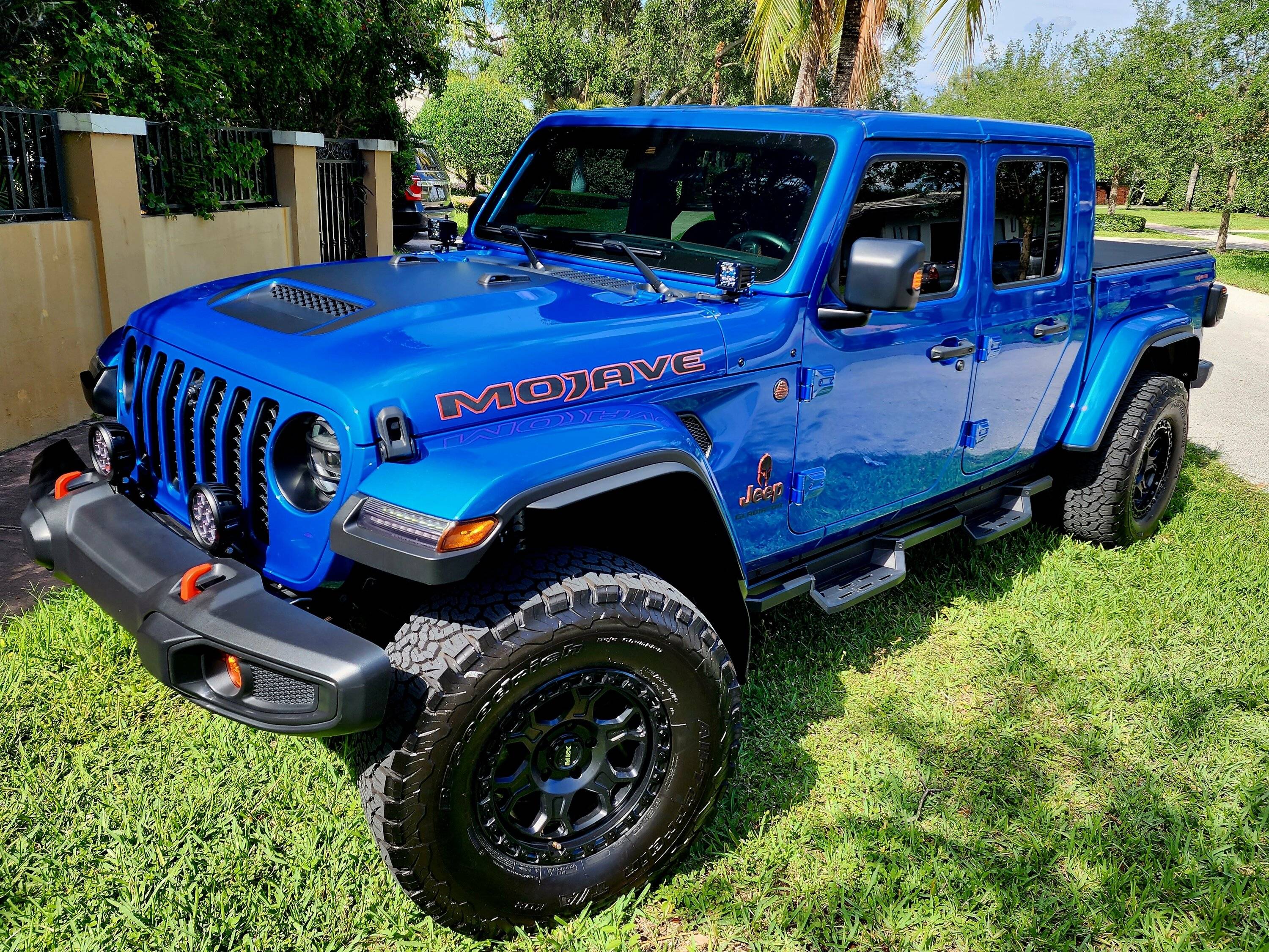 Jeep Gladiator 35" Wheel & Tire Combos - Let's see 'em! 20230419_161138