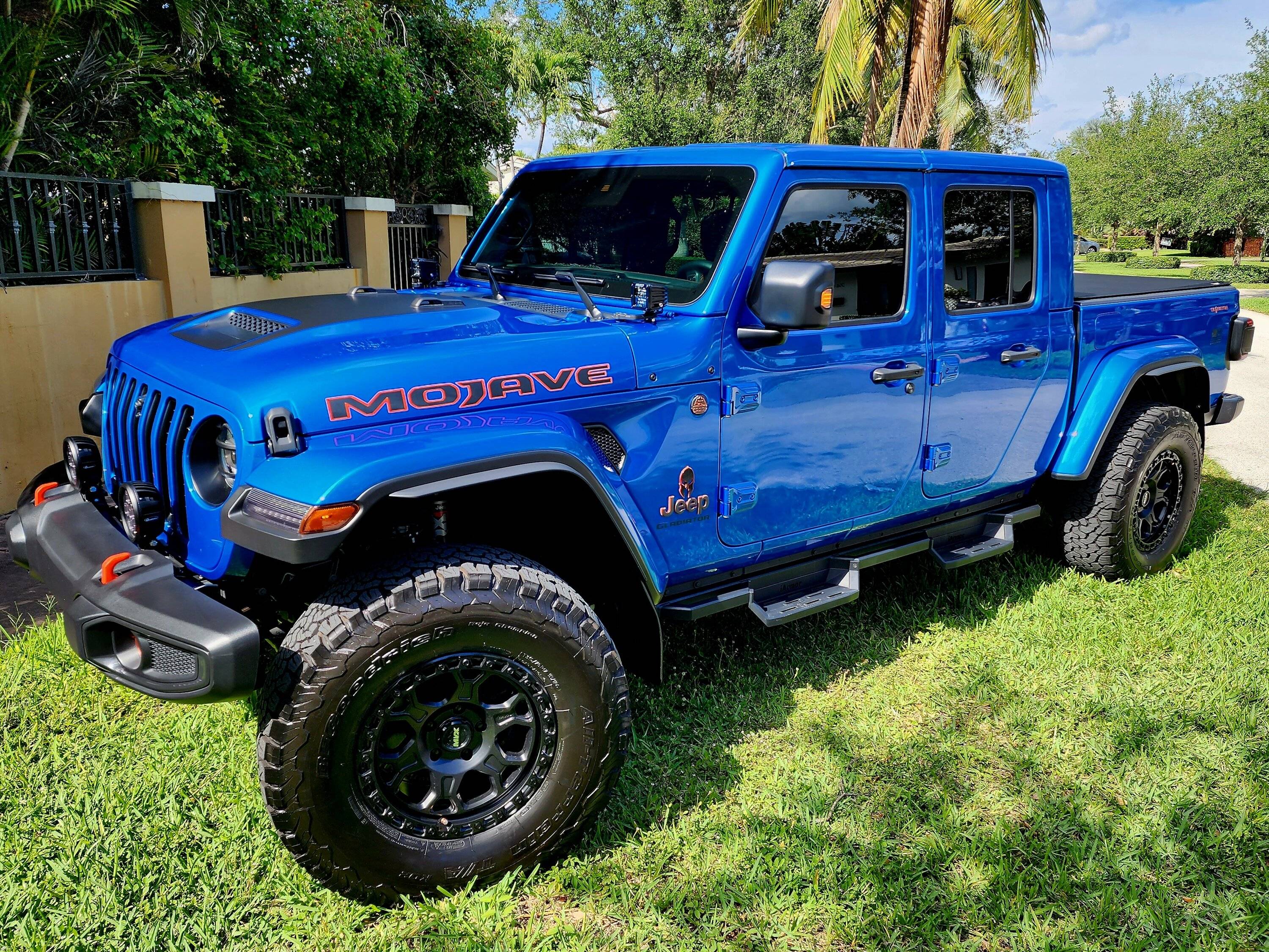 Jeep Gladiator 35" Wheel & Tire Combos - Let's see 'em! 20230419_161103