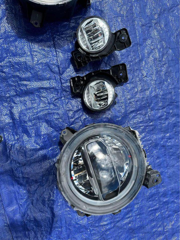 Jeep Gladiator Mopar LED Headlights and Fog Lights - $800 Right