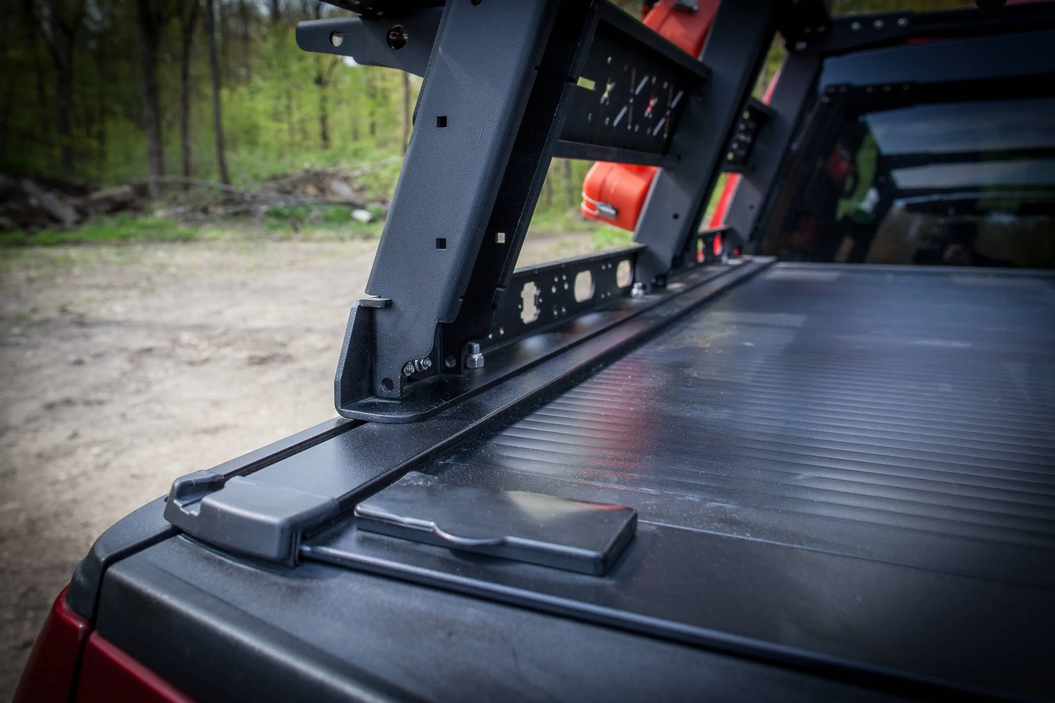 Jeep Gladiator Brand New VRS Bed Rack System by KB Voodoo! (photo heavy) Raptor 18 inch with Retrax -2
