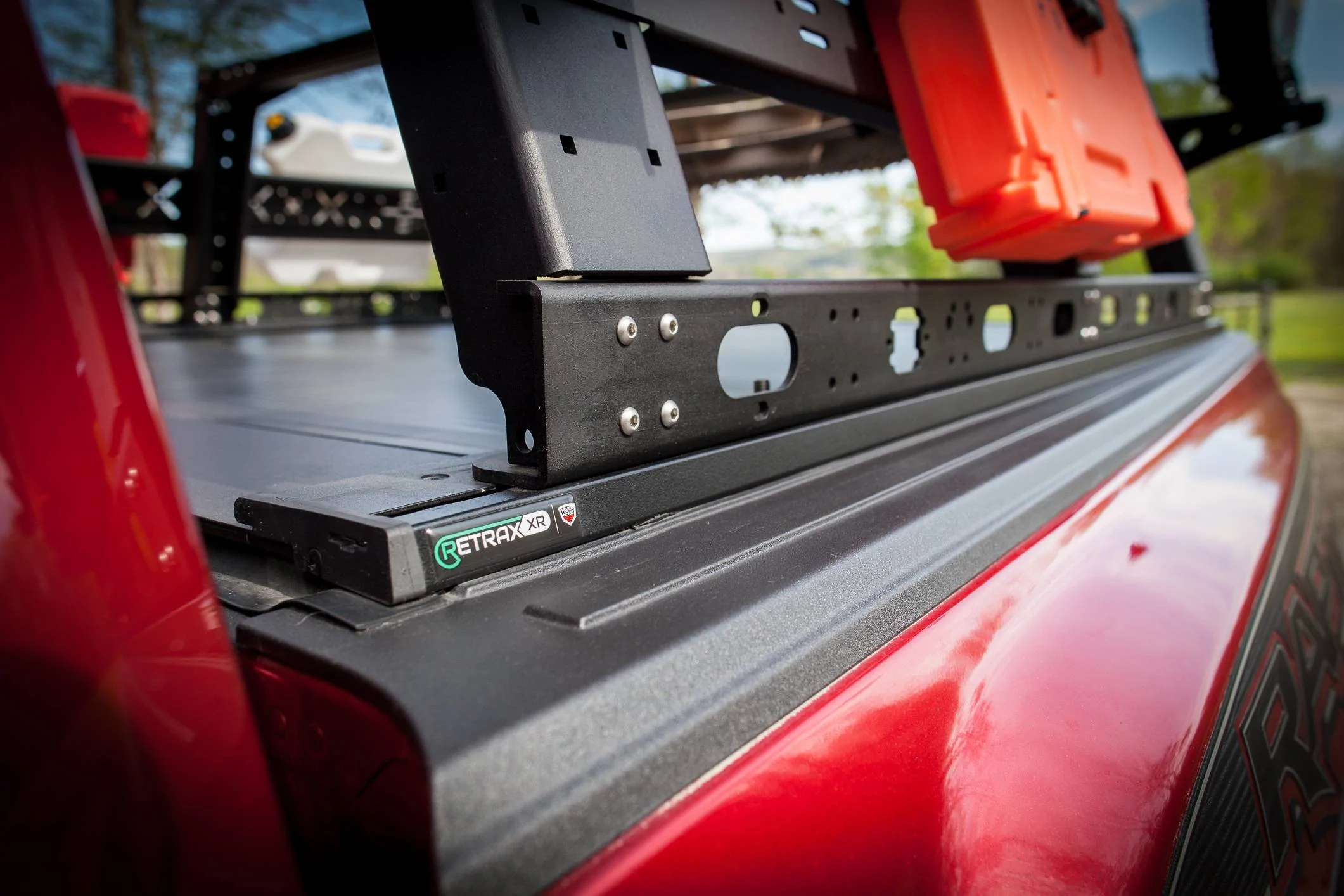 Jeep Gladiator Brand New VRS Bed Rack System by KB Voodoo! (photo heavy) Raptor 18 inch with Retrax -4