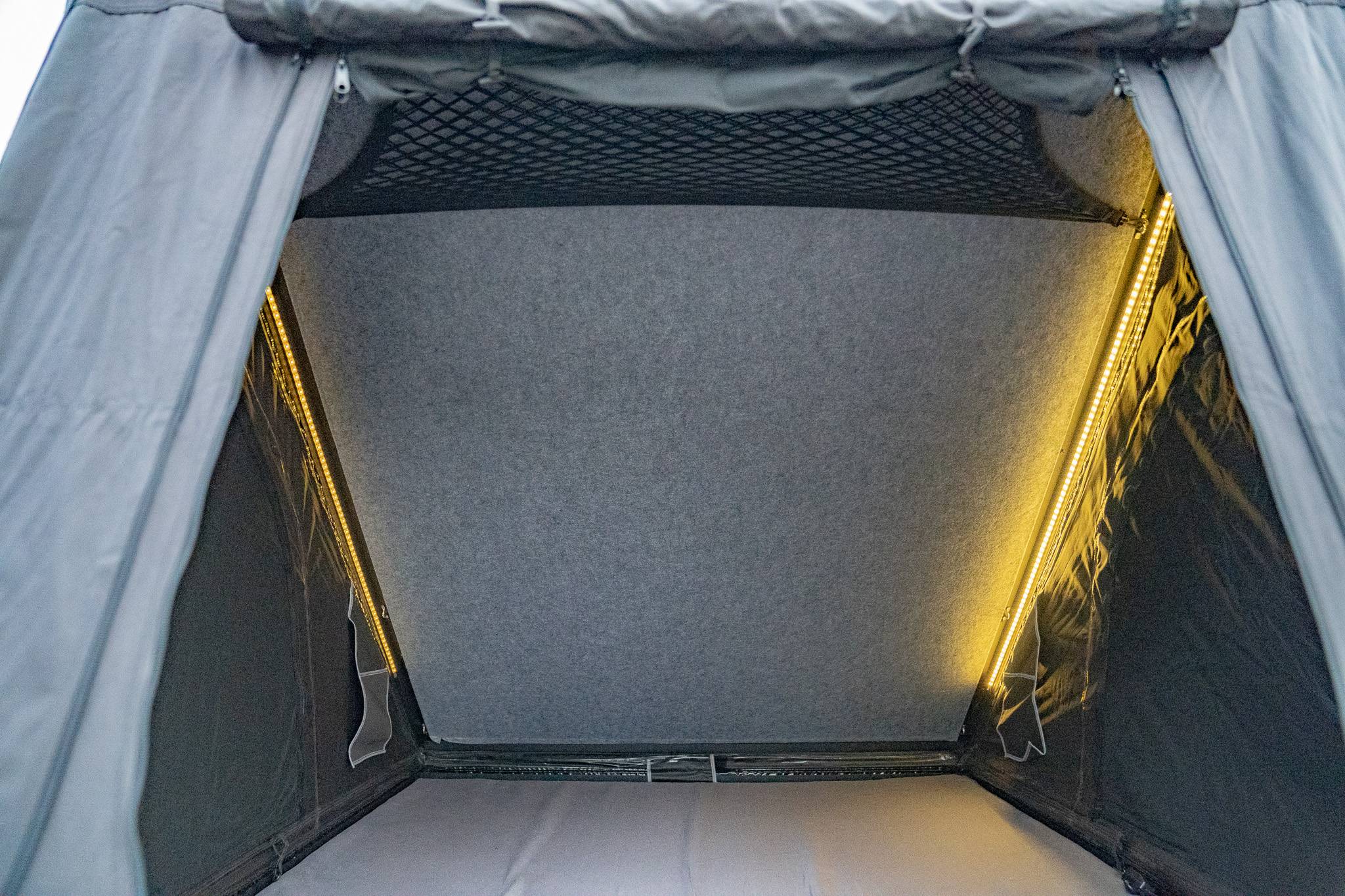 Jeep Gladiator Bed Rack, Tonneau, & Lights Camper Setup DSC08898