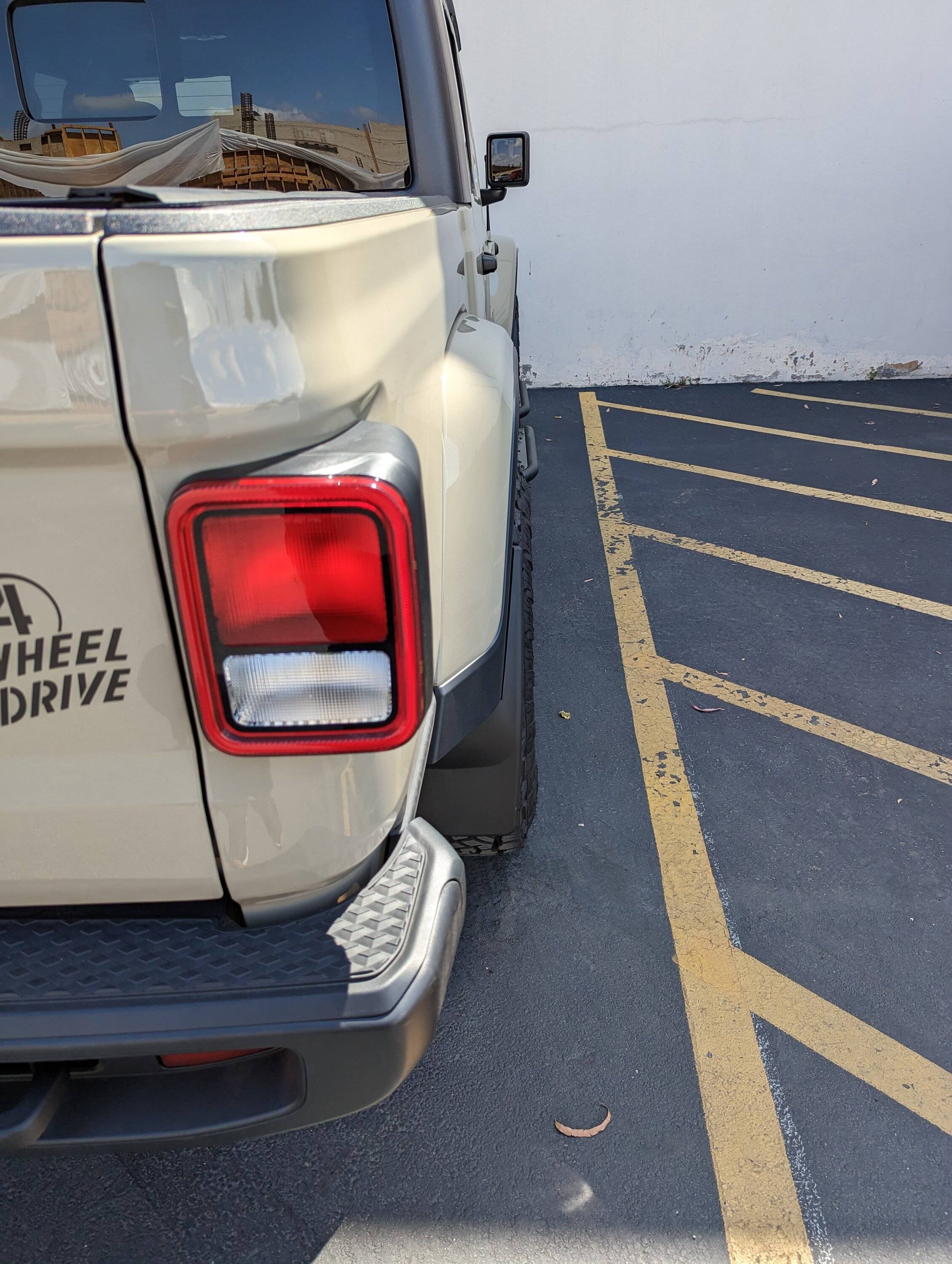 Jeep Gladiator How much rear clearance do I really need? PXL_20230509_215638850