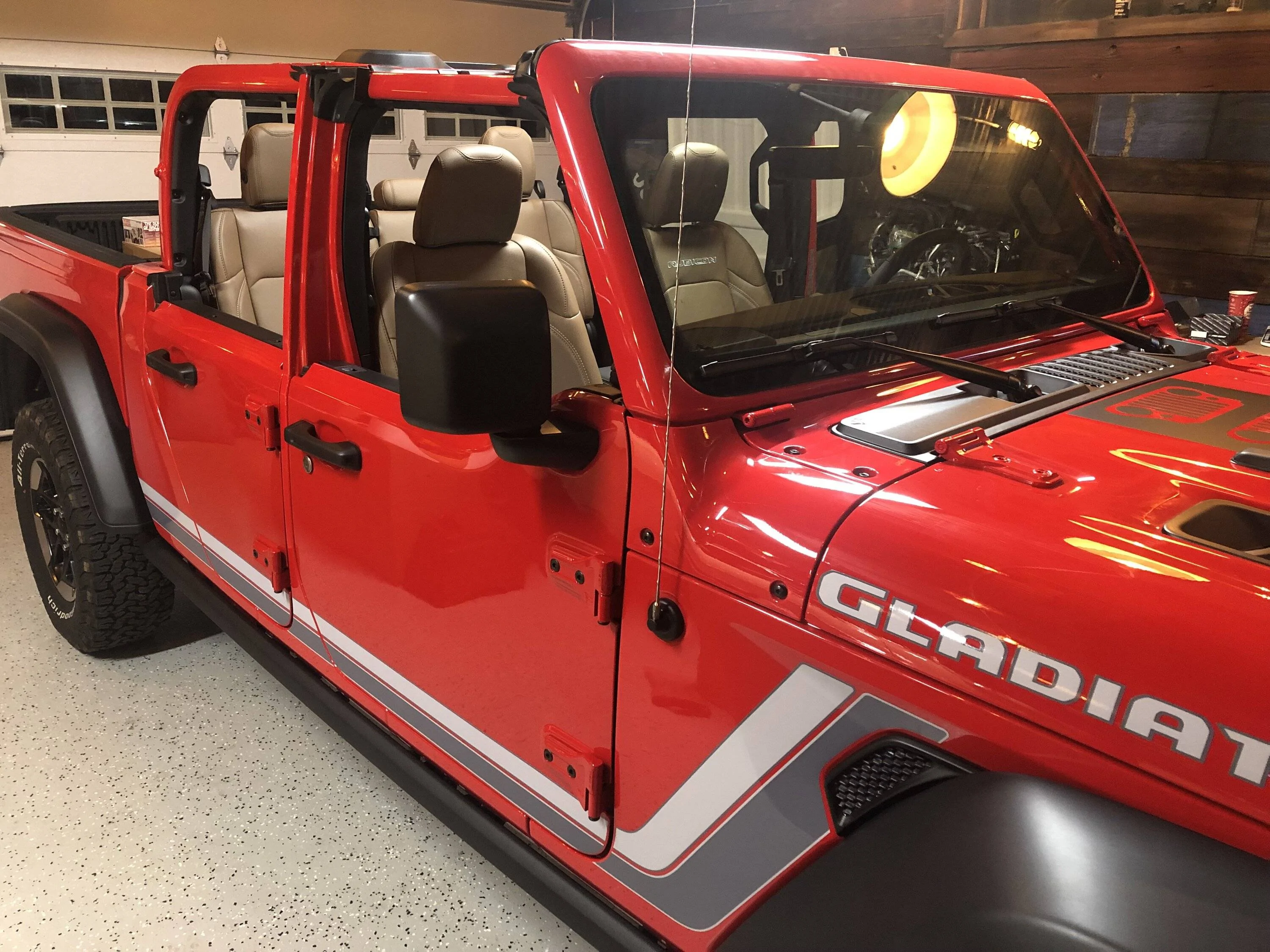 Jeep Gladiator Mopar Half Doors w Premium Uppers- Black with Passive Entry tempImageomMCrW