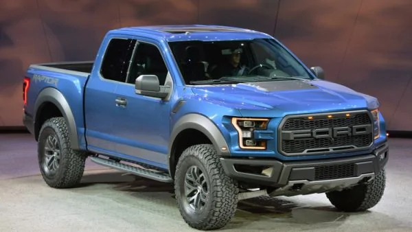 Jeep Gladiator 2024 Ranger & 405hp Ranger Raptor ? Revealed! Raptor Priced at Just $56,960 2015-Ford-F-150-Raptor