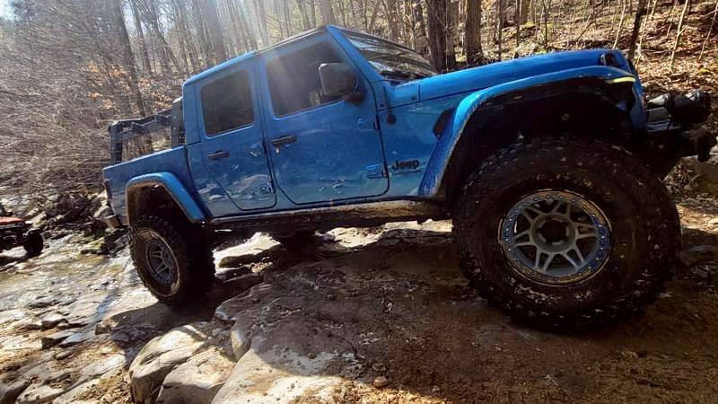 Jeep Gladiator 38” Nitto Ridge Grappler pics? Glad IG