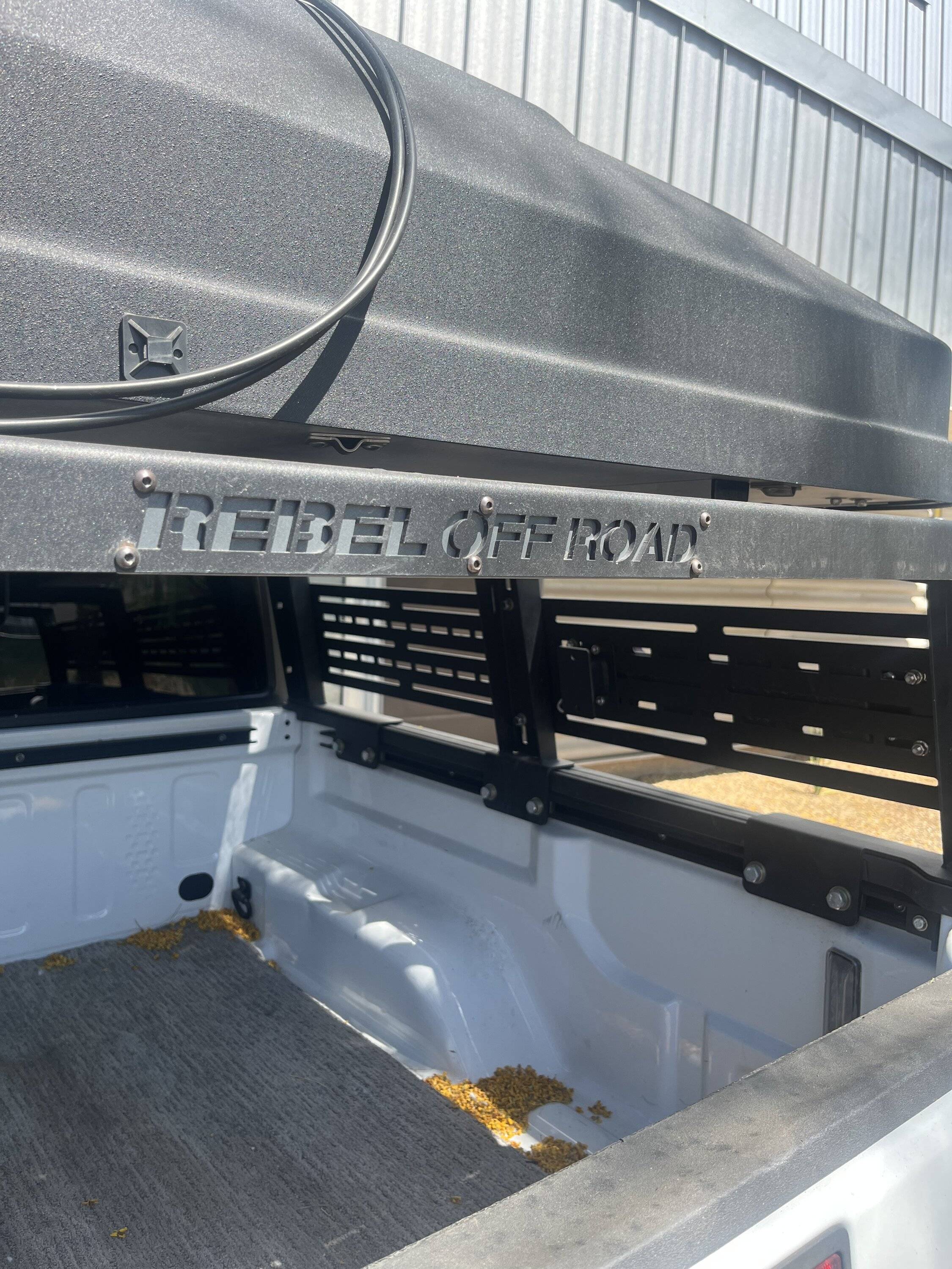 Jeep Gladiator iKamper mini 2.0 rooftop tent + Rebel XPLOR half rack 0E115098-B5D1-43B8-BBAC-319BC1ABA14C