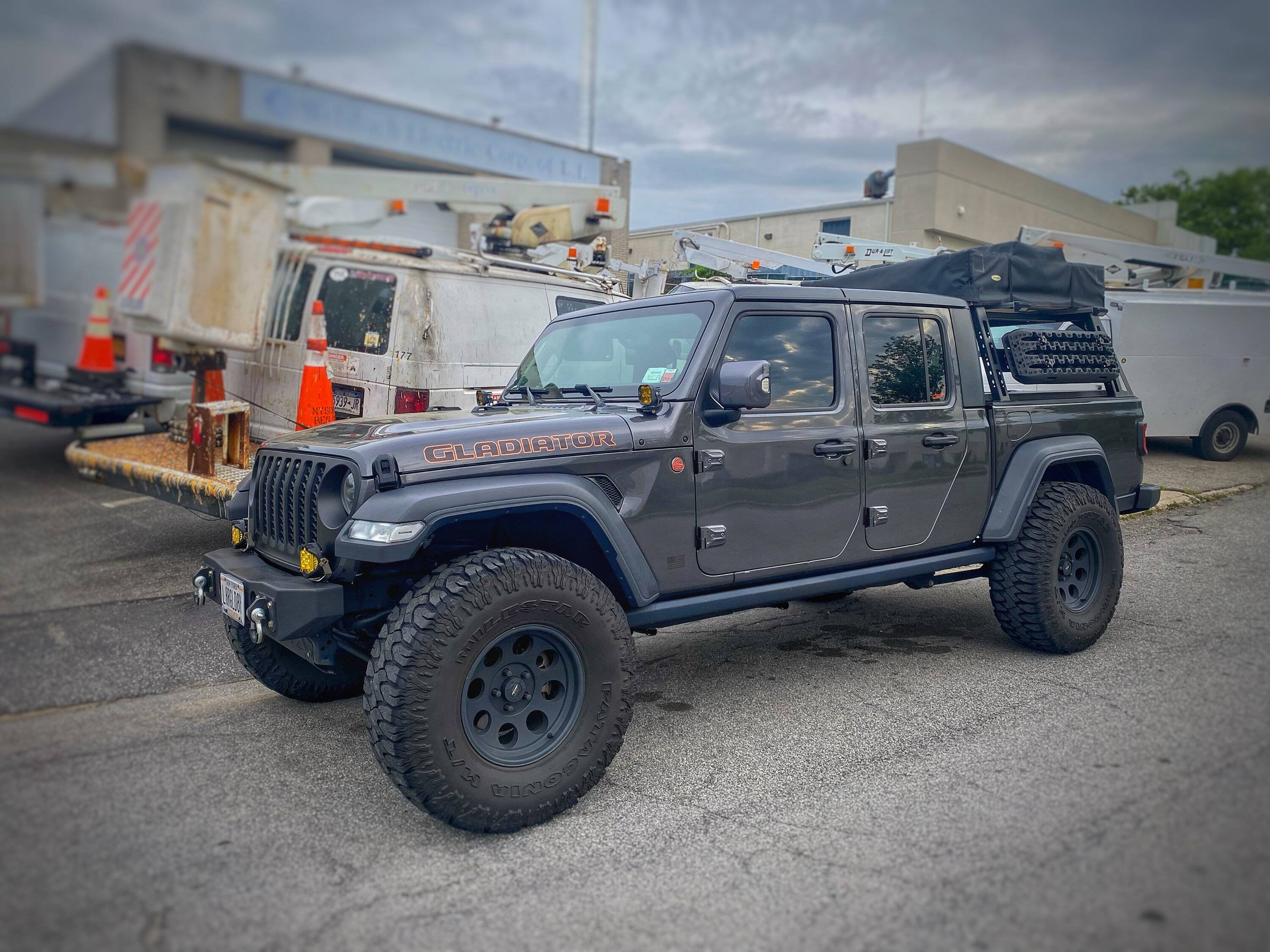 Jeep Gladiator GRANITE CRYSTAL JT Gladiator Club F9D41790-AC3B-4B86-A2C5-2FDEF6F7E213