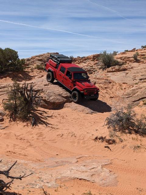 Jeep Gladiator BED RACK AND ROOF RACK OPTIONS IMG_2469