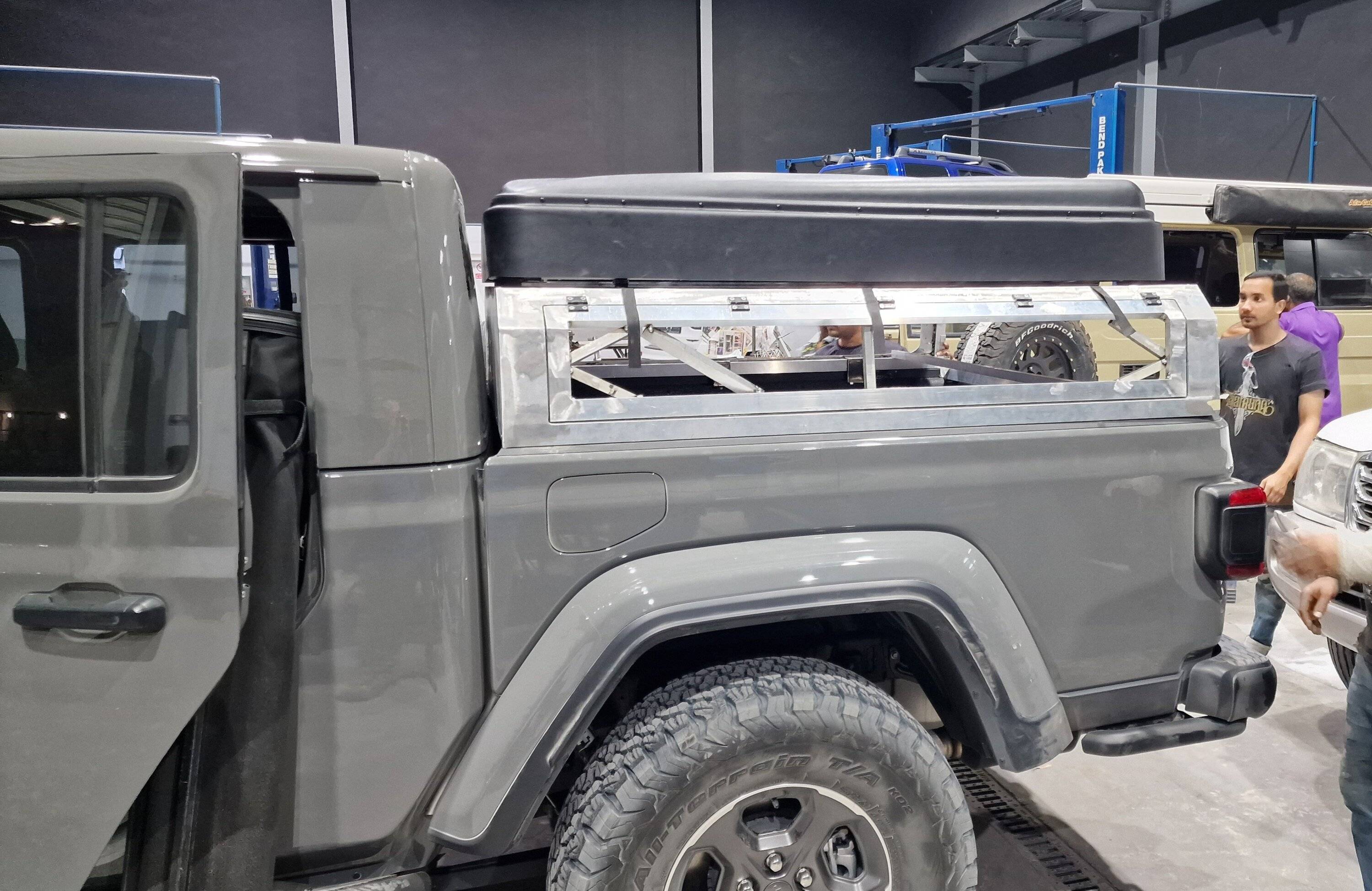 Jeep Gladiator BED RACK AND ROOF RACK OPTIONS 20221101_172200