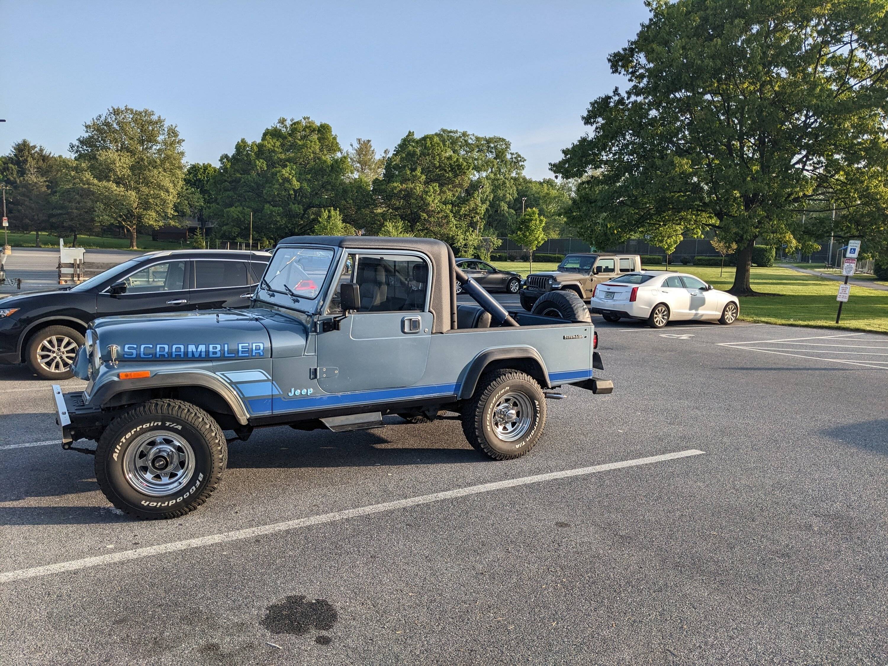 Jeep Gladiator Old School Jeeps PXL_20230516_110654652