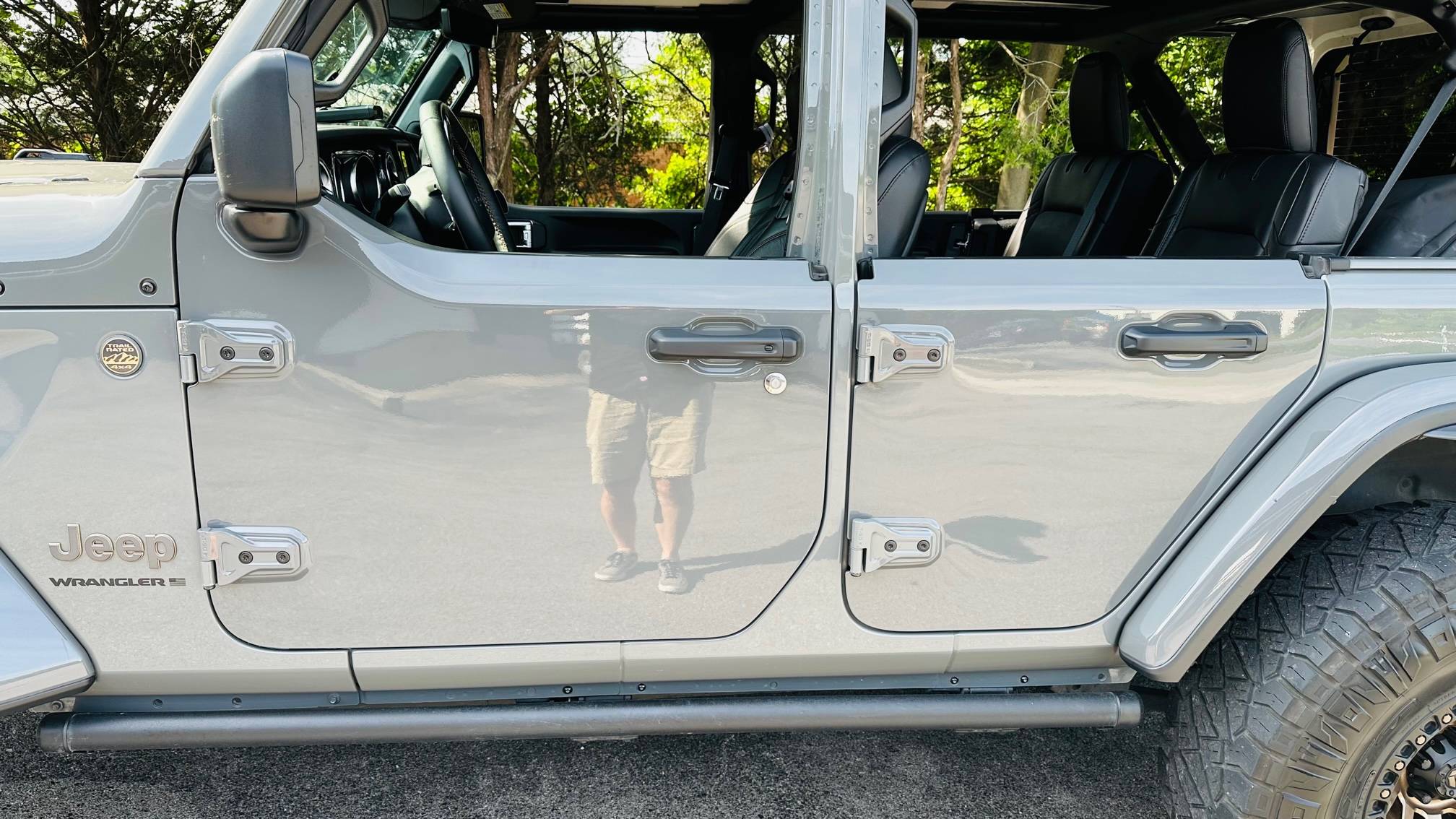 Jeep Gladiator Sting Gray Half doors with premium uppers, NIB IMG_4251