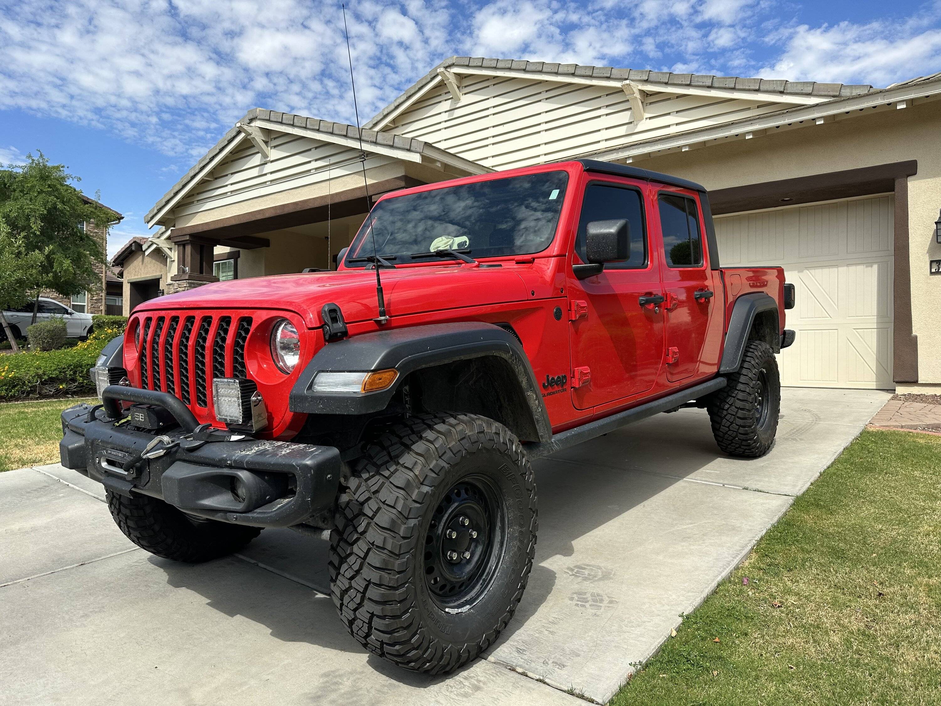 Jeep Gladiator Lets see those Sport S Gladiators with 35" tires and wheels !! 44AB0DB7-0878-4094-9FAB-29E2215E54FA