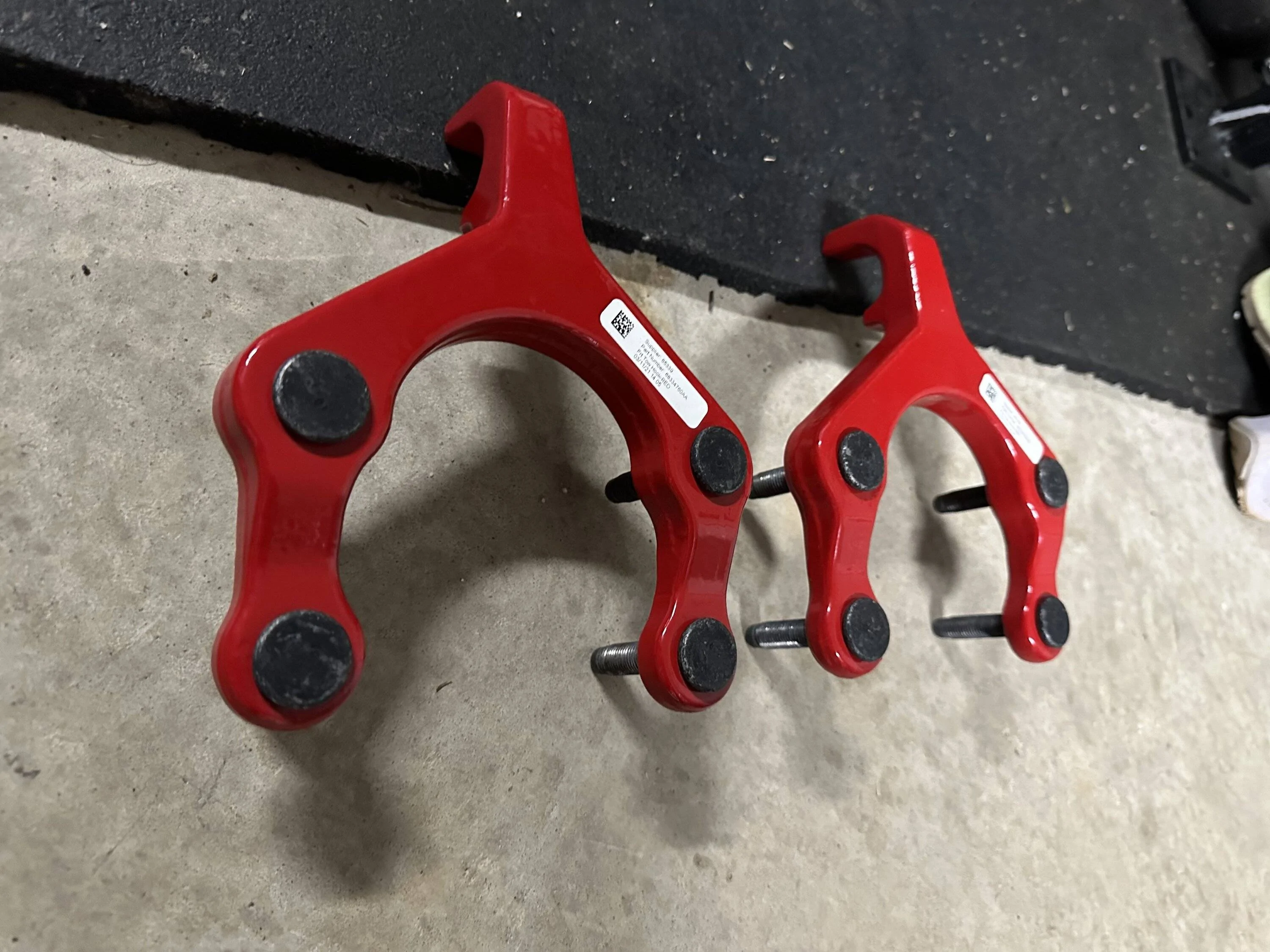 Jeep Gladiator FS: Rubicon red front tow hooks, $40 IMG_1538