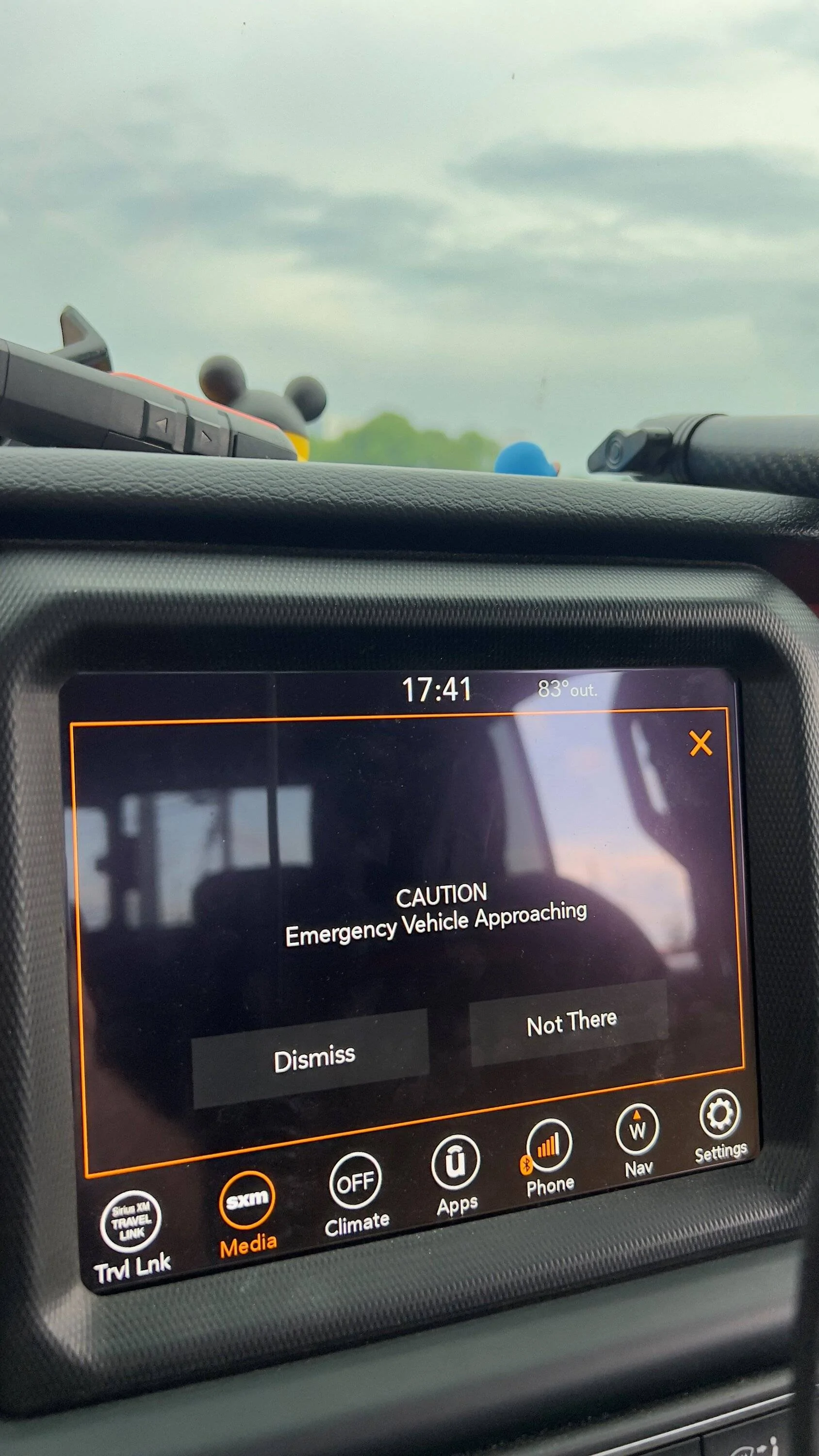 Jeep Gladiator New Gladiator Software Update Prompt jee[_23