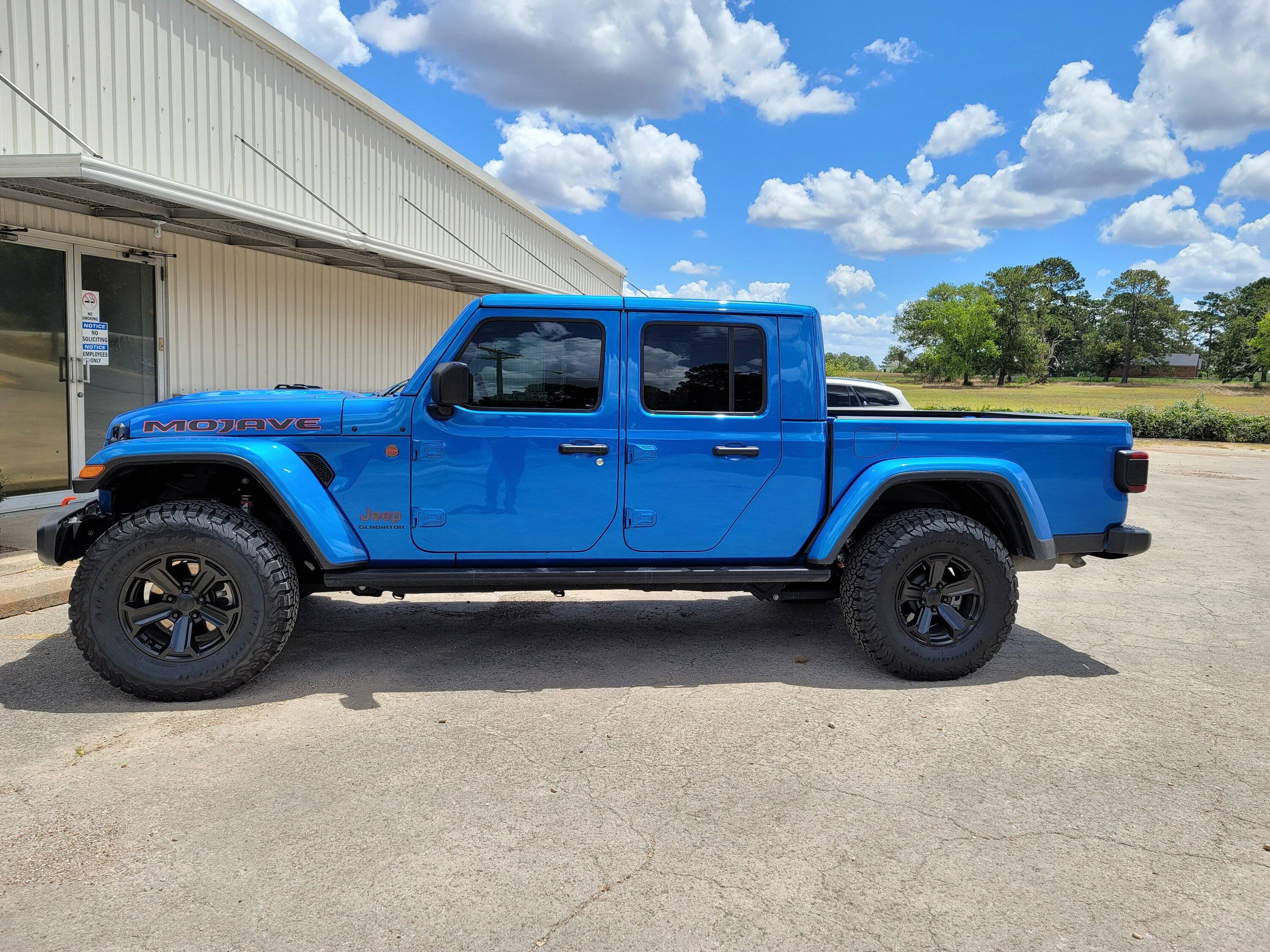 Jeep Gladiator Falcon Wildpeaks 33" to BFG KO2 33" 20220809_130523
