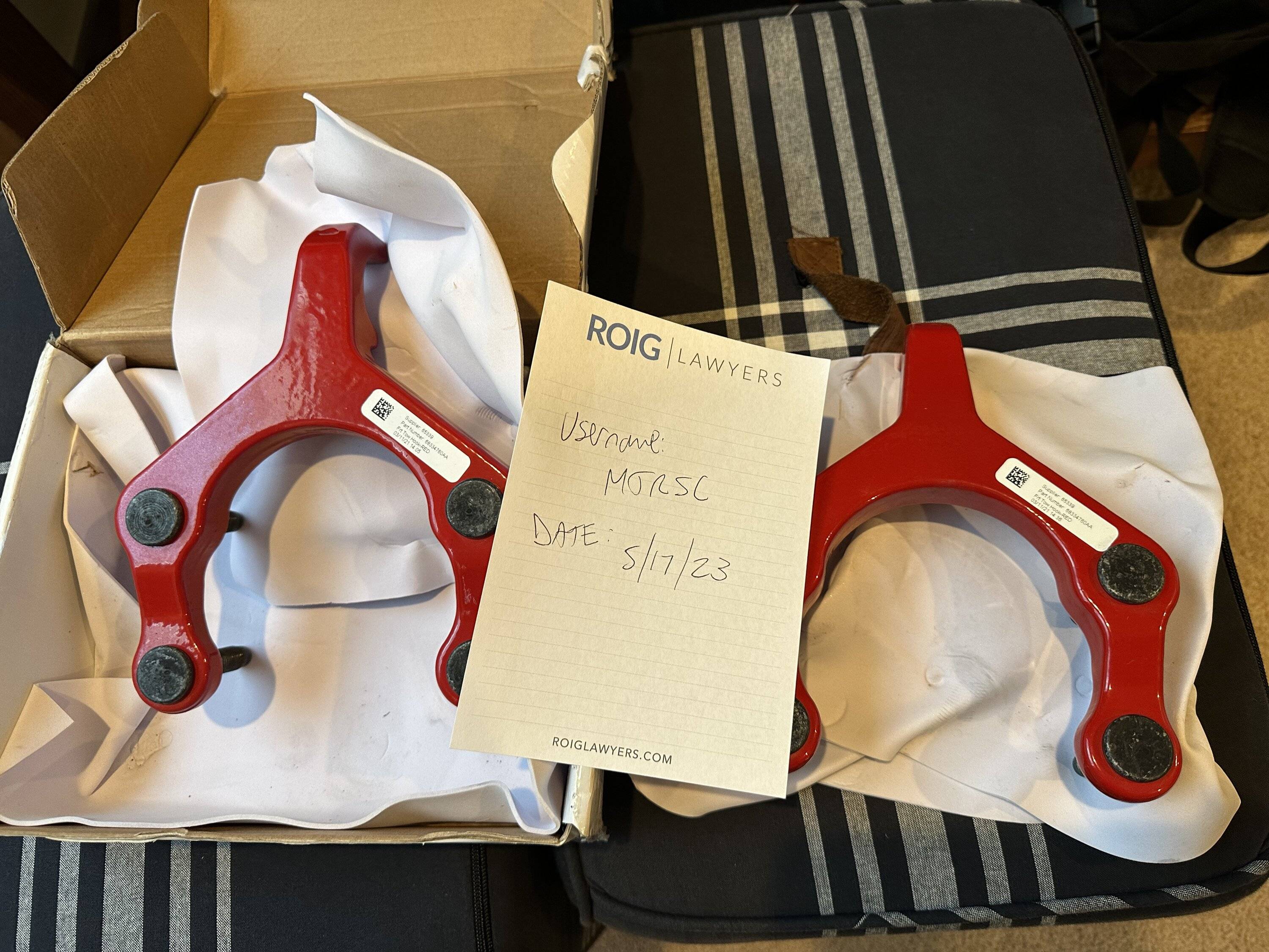 Jeep Gladiator FS: Rubicon red front tow hooks, $40 IMG_2549
