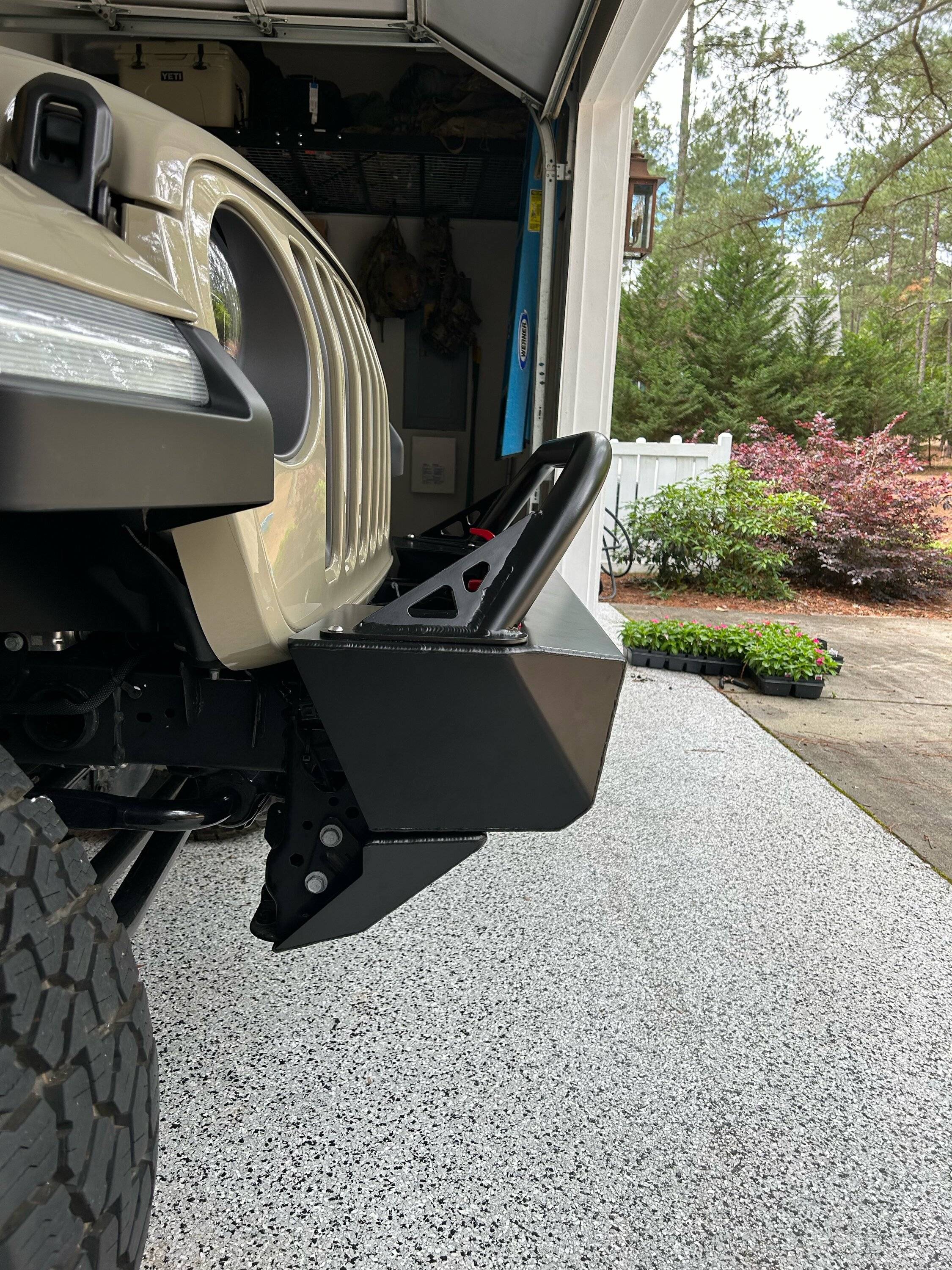 Jeep Gladiator Raider 2's weight conscious daily driver/ weekender build image2 (2)