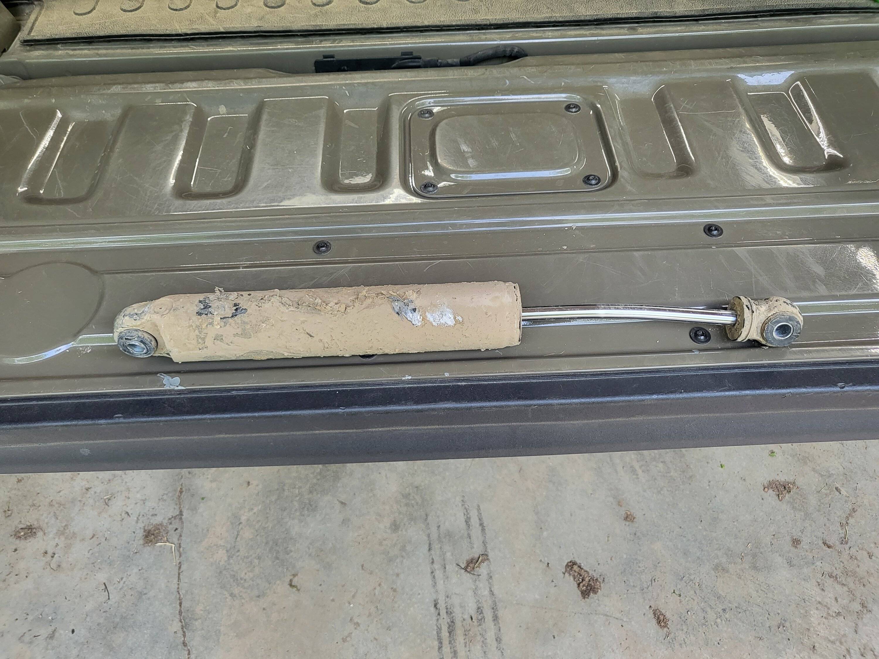 Jeep Gladiator Death Wobble and Steering Issues 20230507_164813