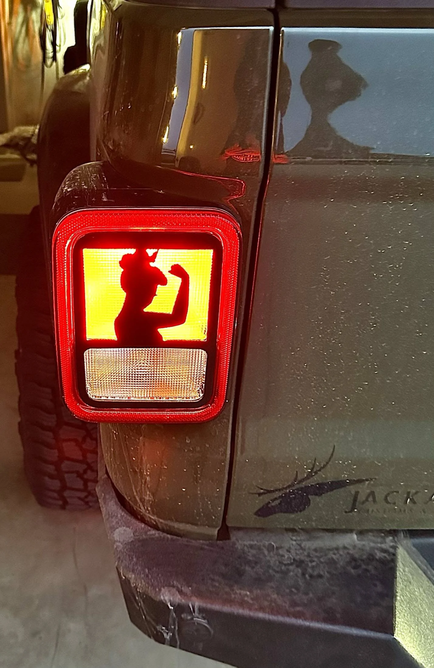 Jeep Gladiator A Nod to Rosie the Riveter IMG_1221