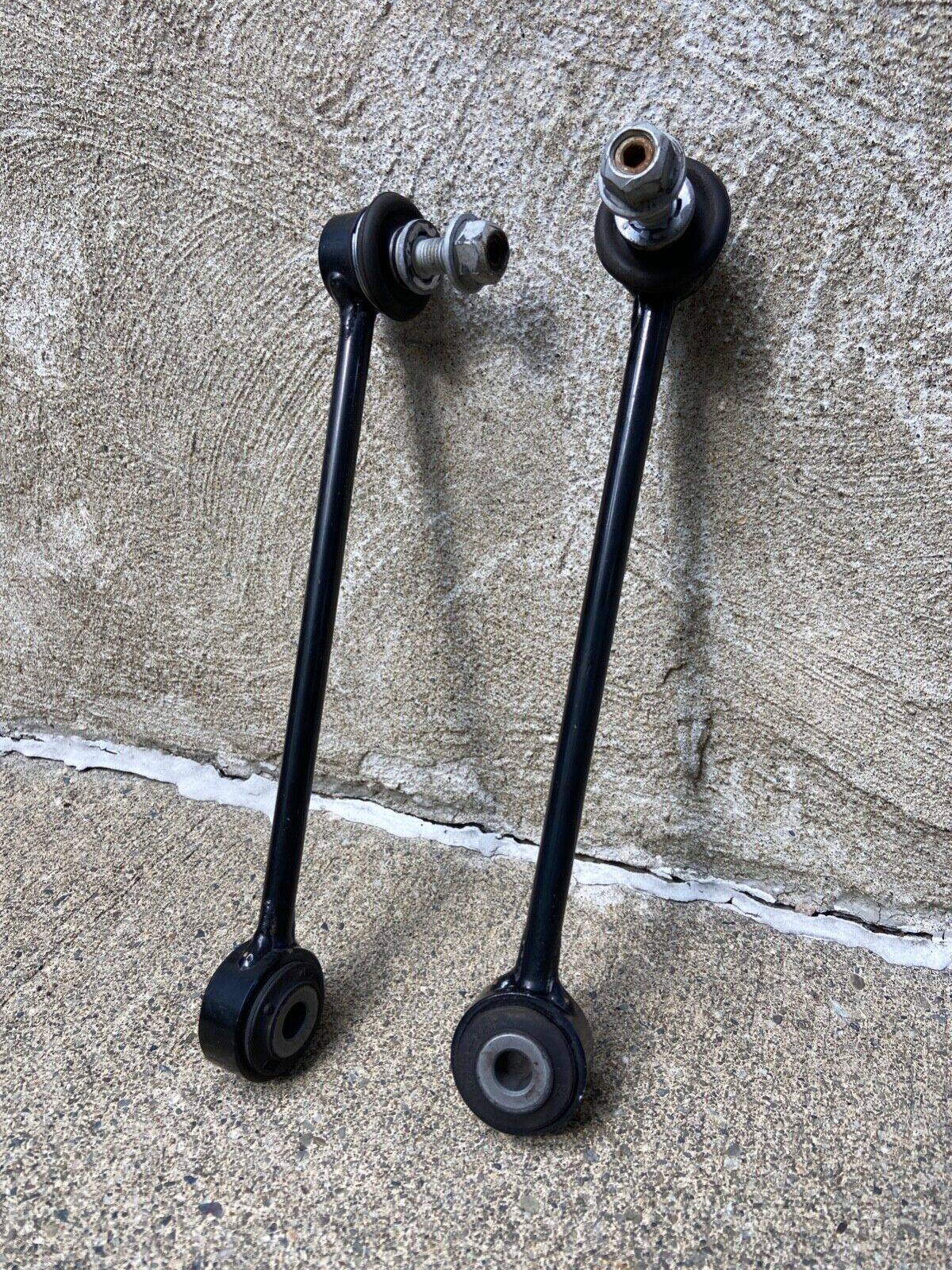 Jeep Gladiator Help identify this part? Sway bar end links missing bolt 68361275AC