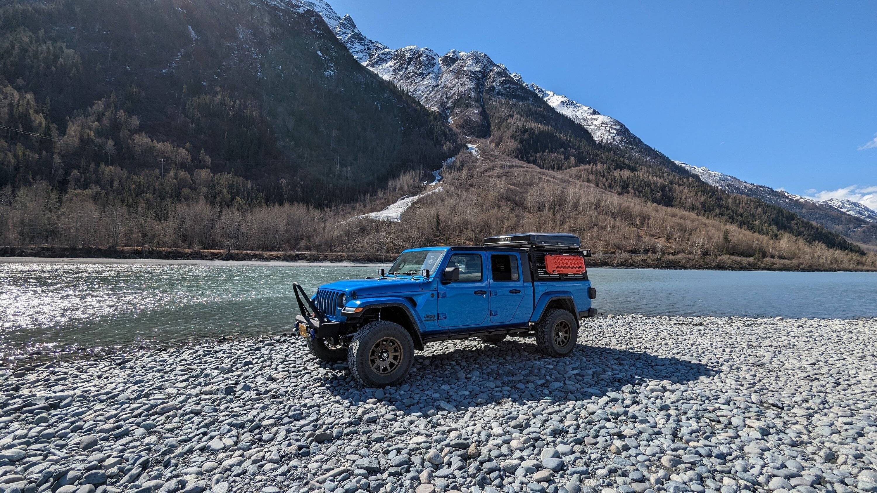 Jeep Gladiator Alaska Daily Drivers: Hydro Blue 80A and Bright White JTR PXL_20230513_195810150