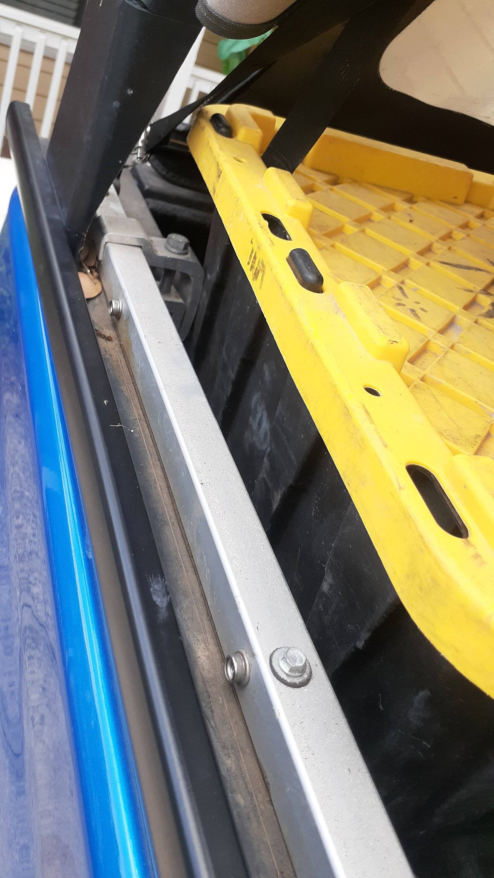 Jeep Gladiator Bedrack over Softopper 20230521_150657