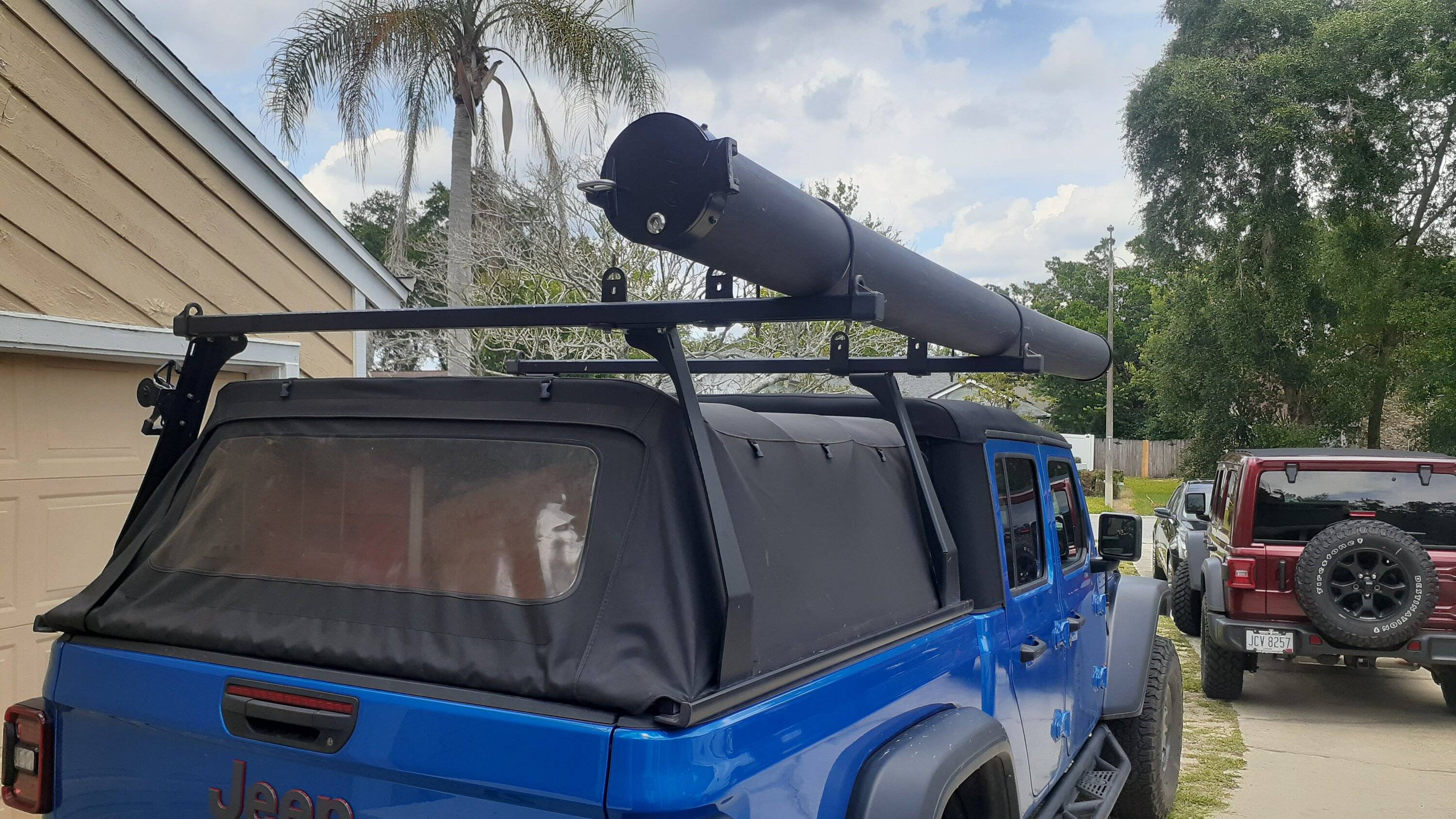 Jeep Gladiator Bedrack over Softopper 20230521_150900