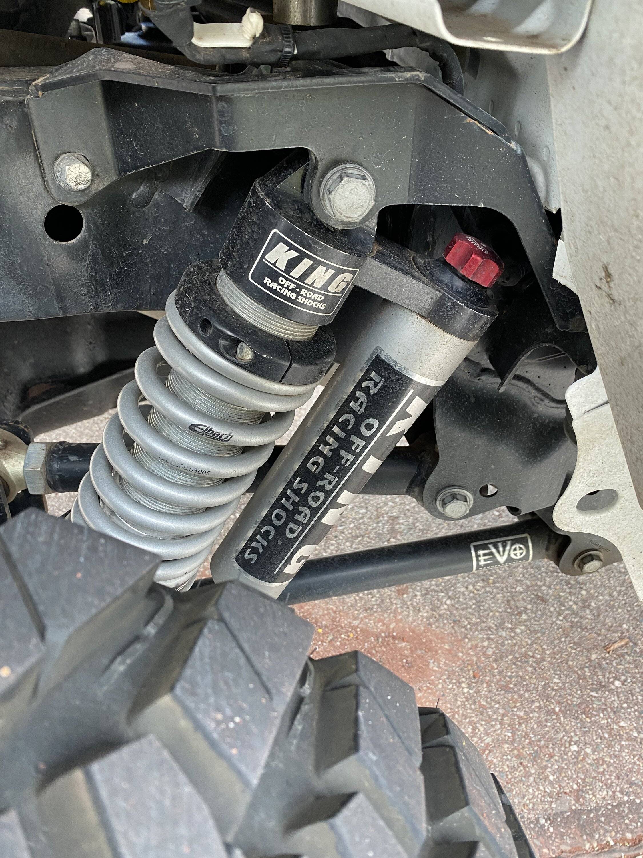 Jeep Gladiator Coilovers IMG_8316