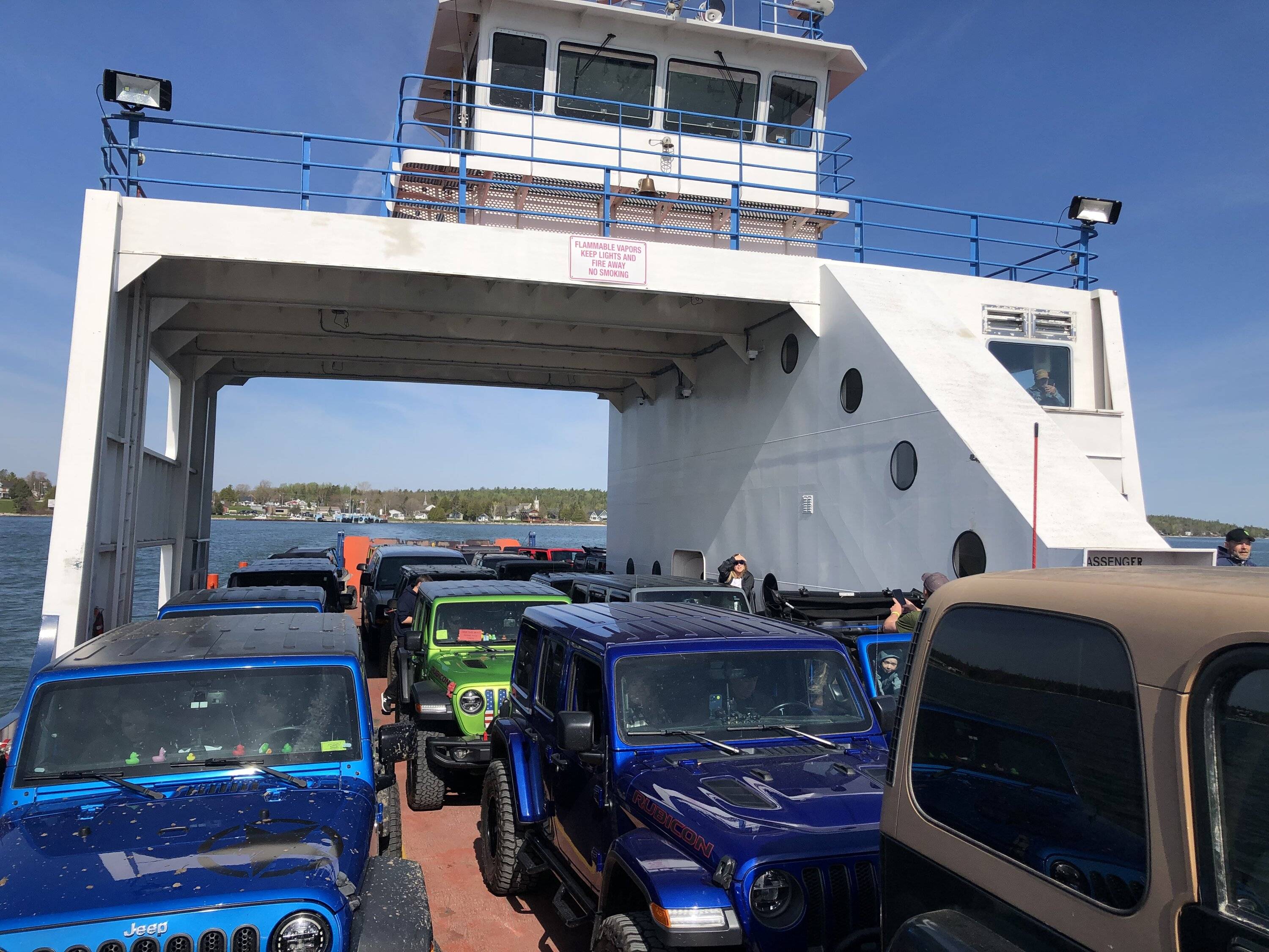 Jeep Gladiator Public drunkenness, disorderly conduct leads to 233 arrests at annual Jeep Weekend in Galveston Texas. 50+ people rushed to hospital IMG_0736