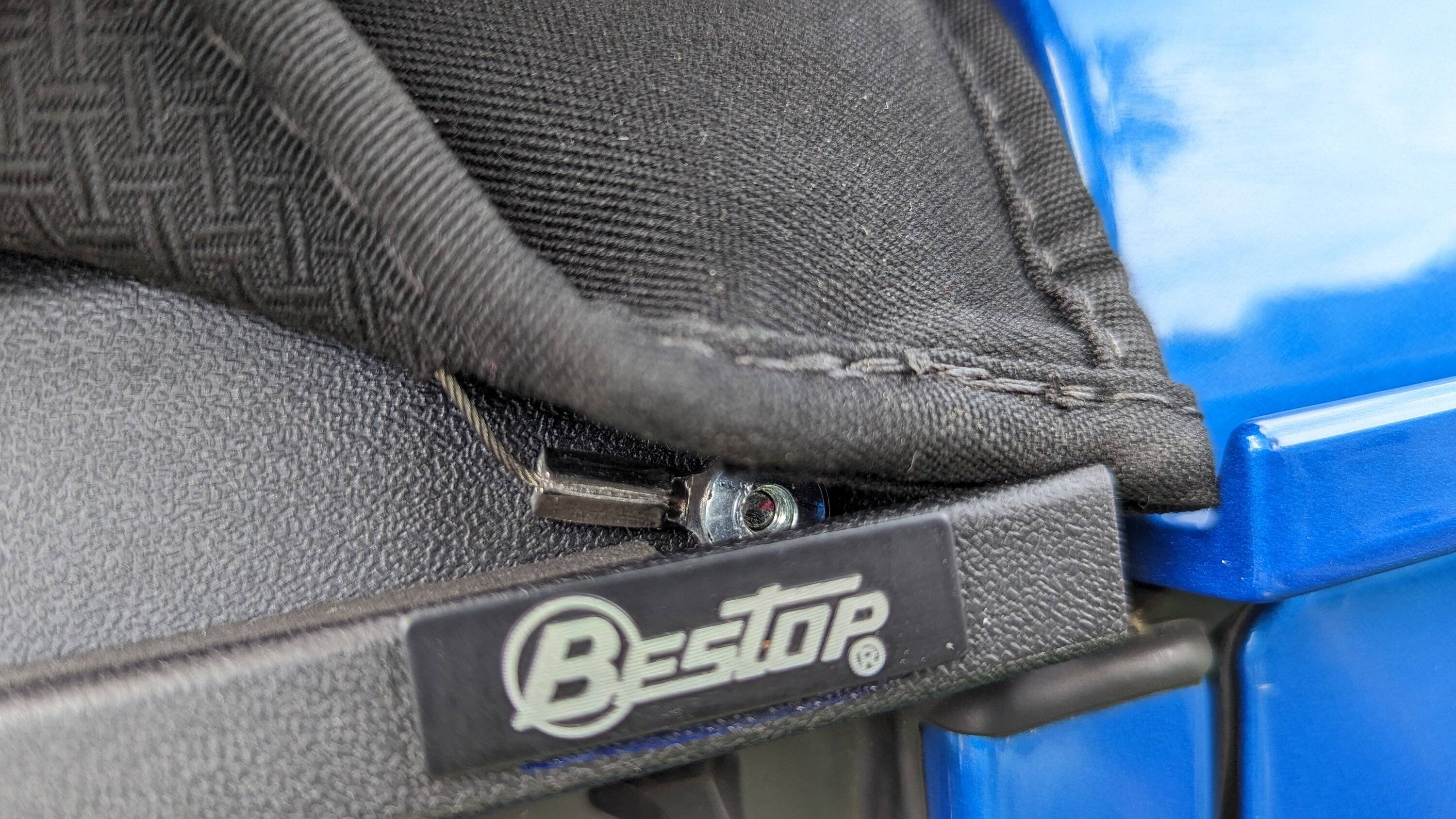 Jeep Gladiator Bestop Sunrider Update - No more "z clips" PXL_20230521_145312213