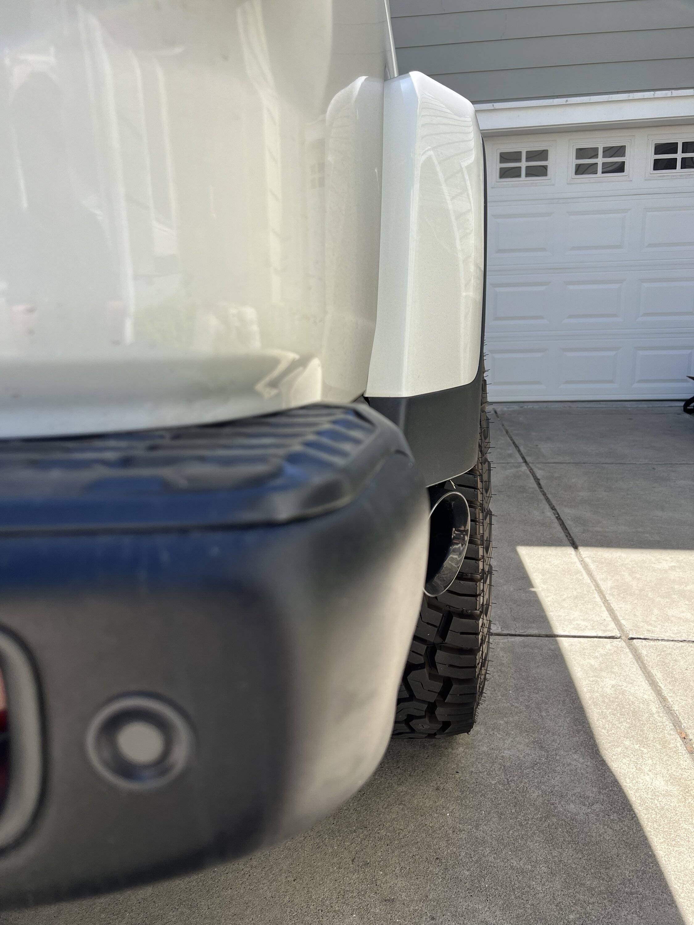 Jeep Gladiator Can anyone post their setup with wheel spacers? F2B2B7FD-45CA-4655-A51C-885C79F79FD4